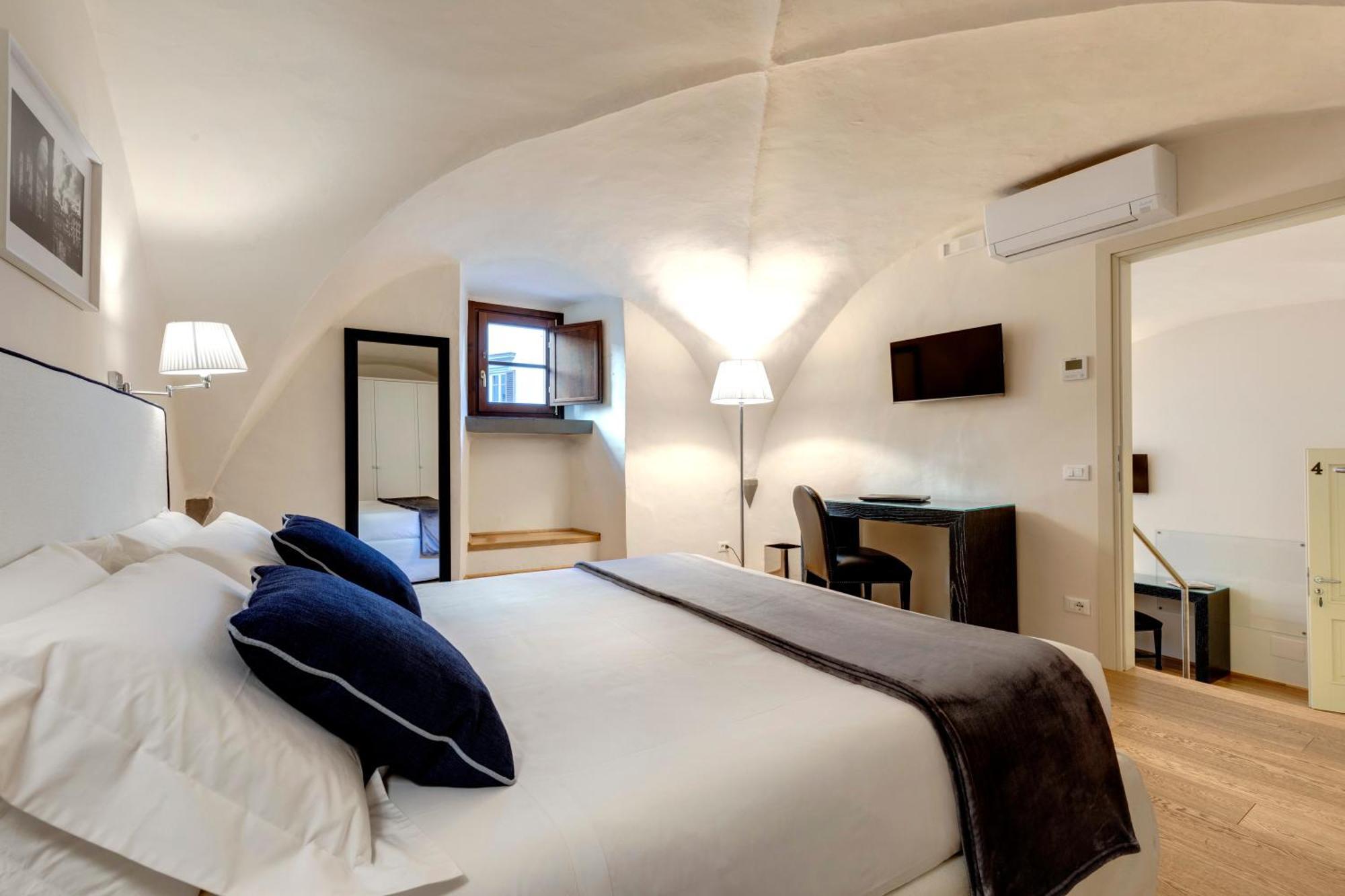 Camera Familiare con Bagno Privato