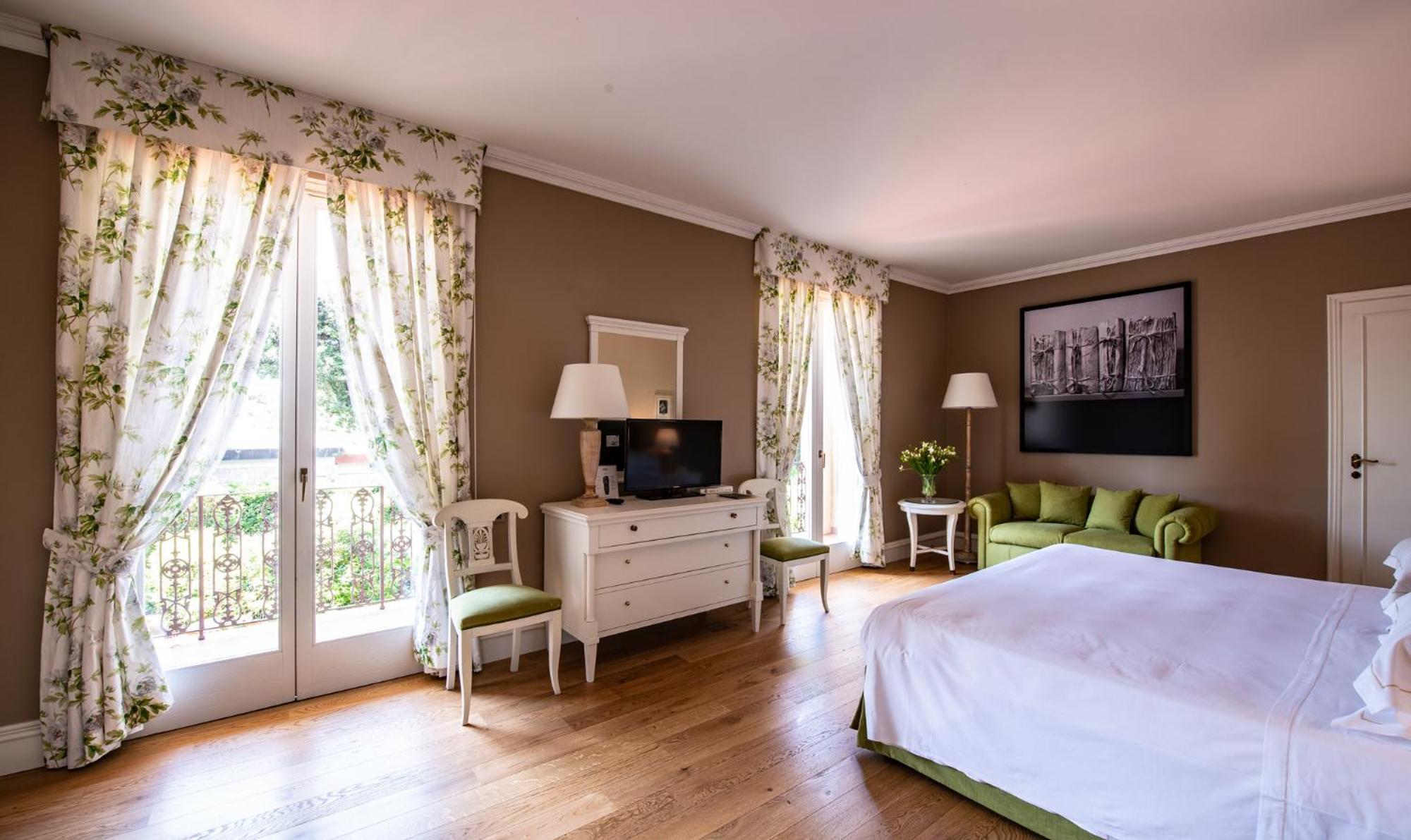 Junior Suite Garden View