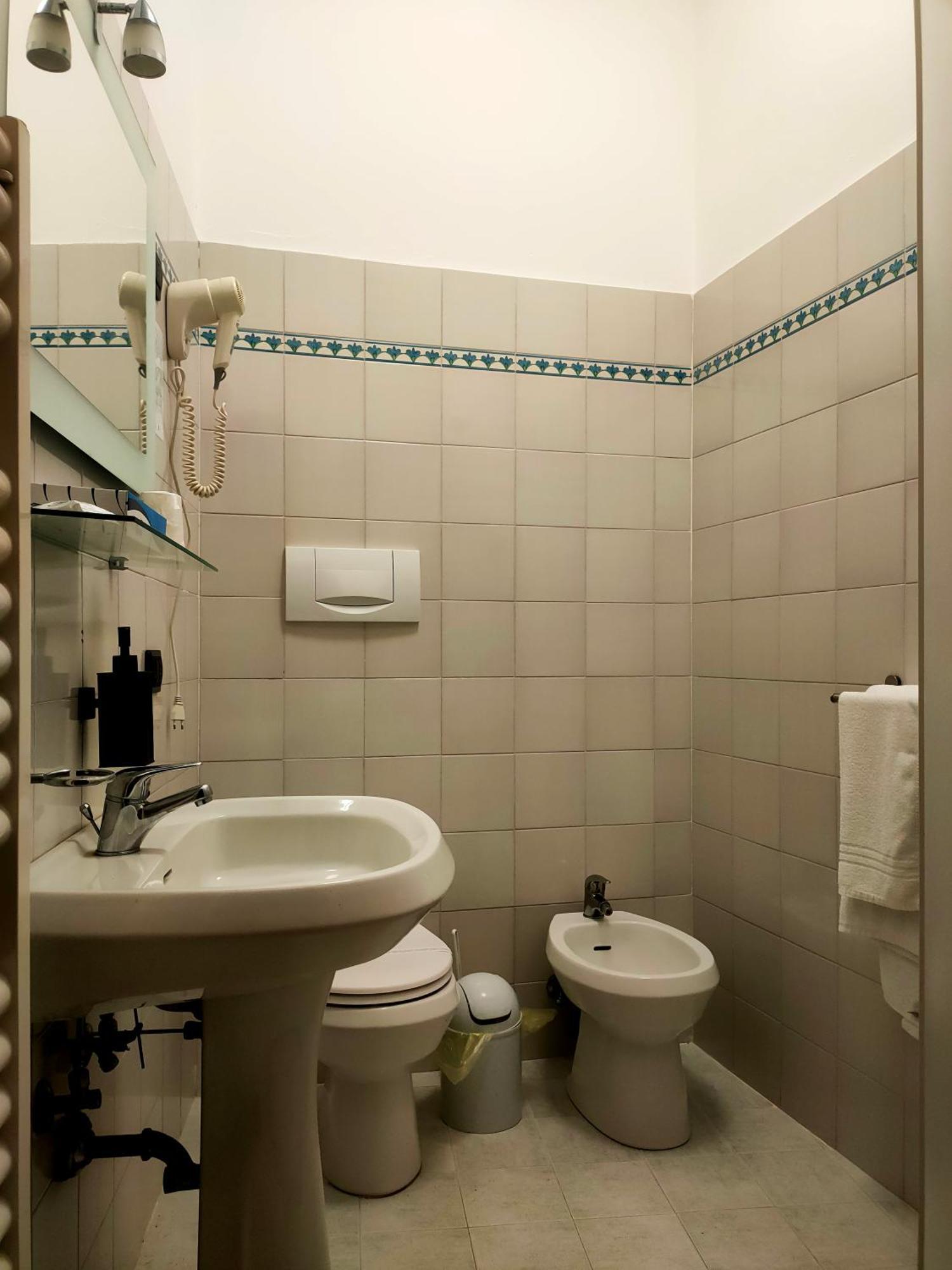 Family Room,1537234765:JPEG