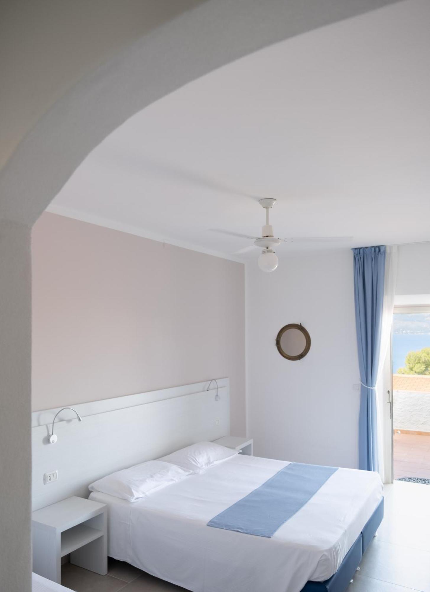 Superior Double Room,1539355477:JPEG