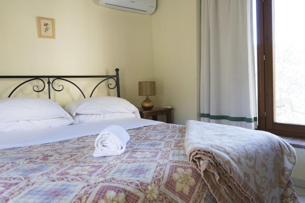 One-Bedroom Apartment,1557232360:JPEG