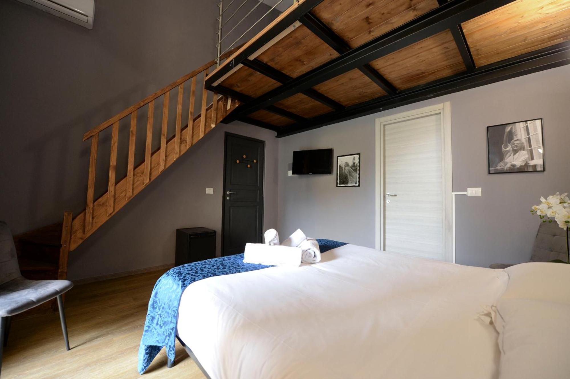 Superior Triple Room