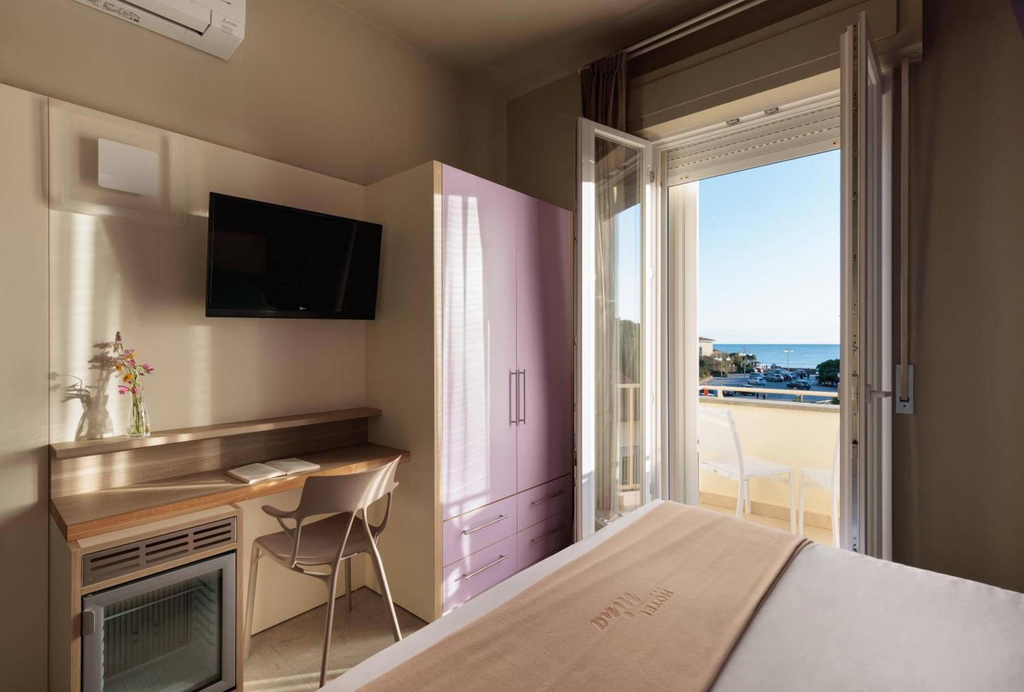 Double Room Balcony Sea View,1587499794:JPEG