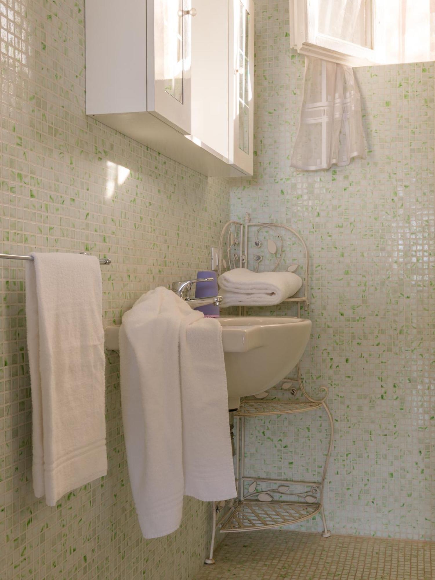 Two-Bedroom Apartment,1769842902:JPEG
