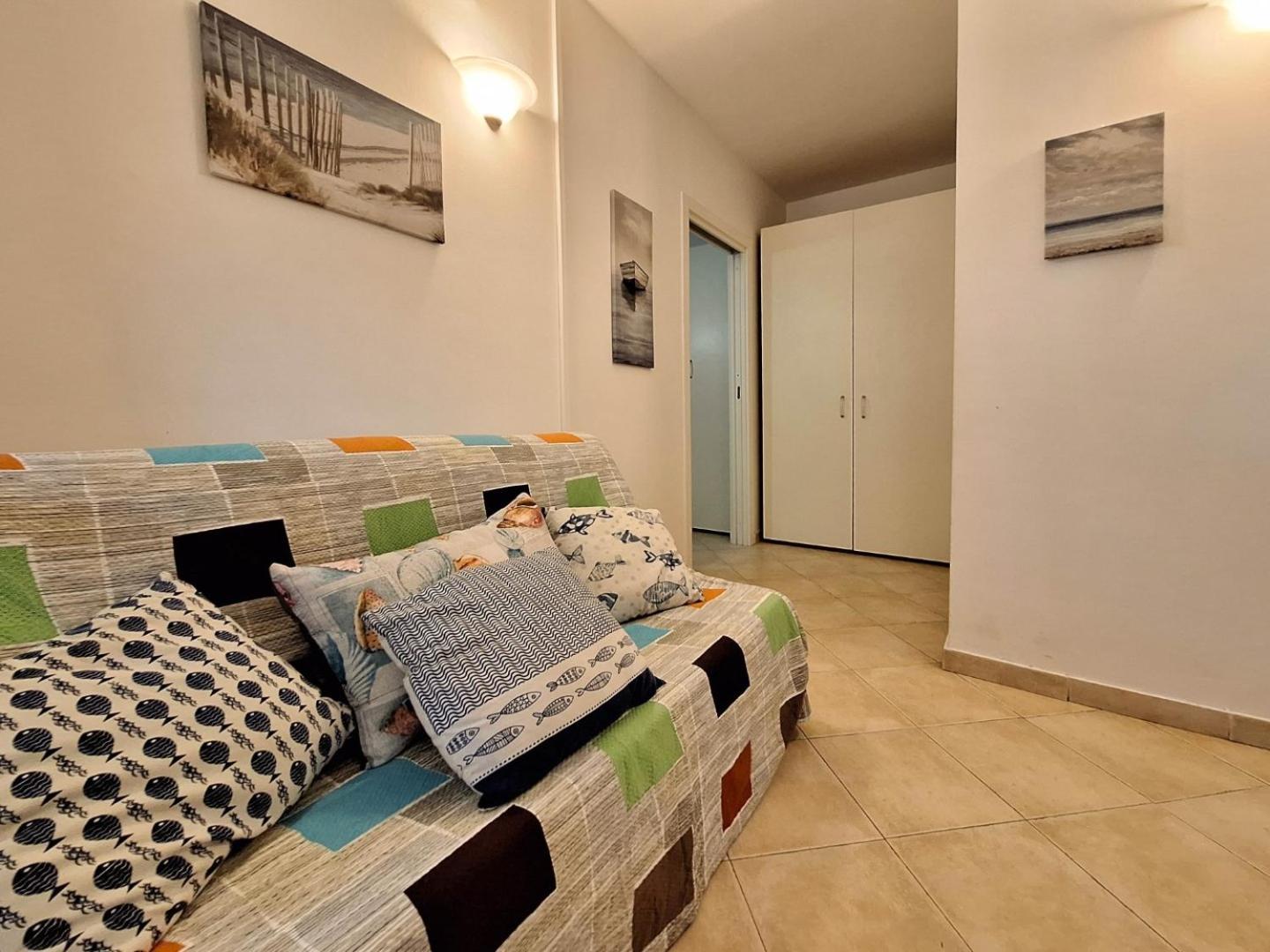 Apartment Terrace,1588624966:JPEG