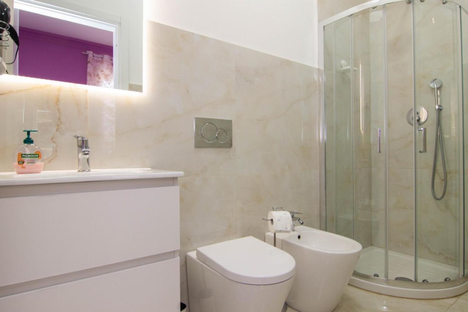 Triple Room Private Bathroom,1588637157:JPEG