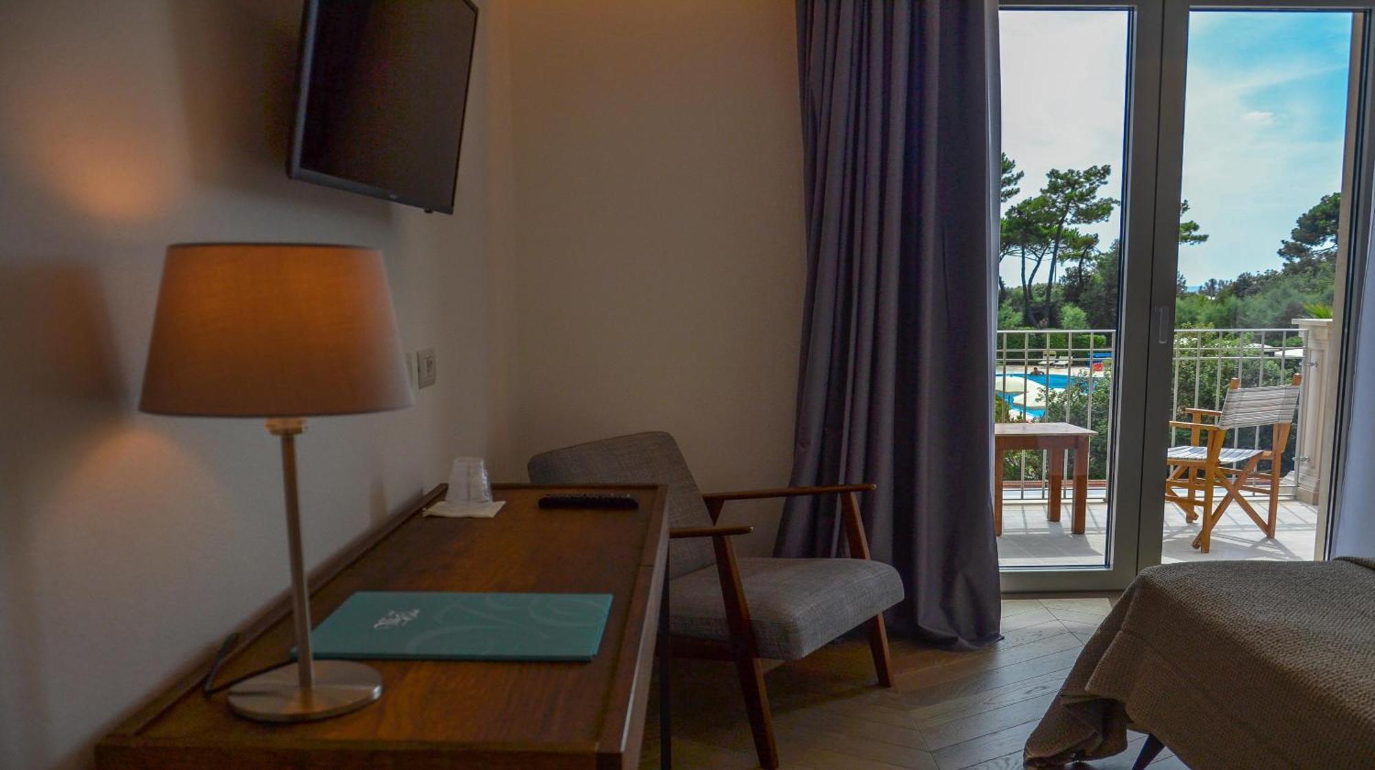 Superior Triple Room Sea View