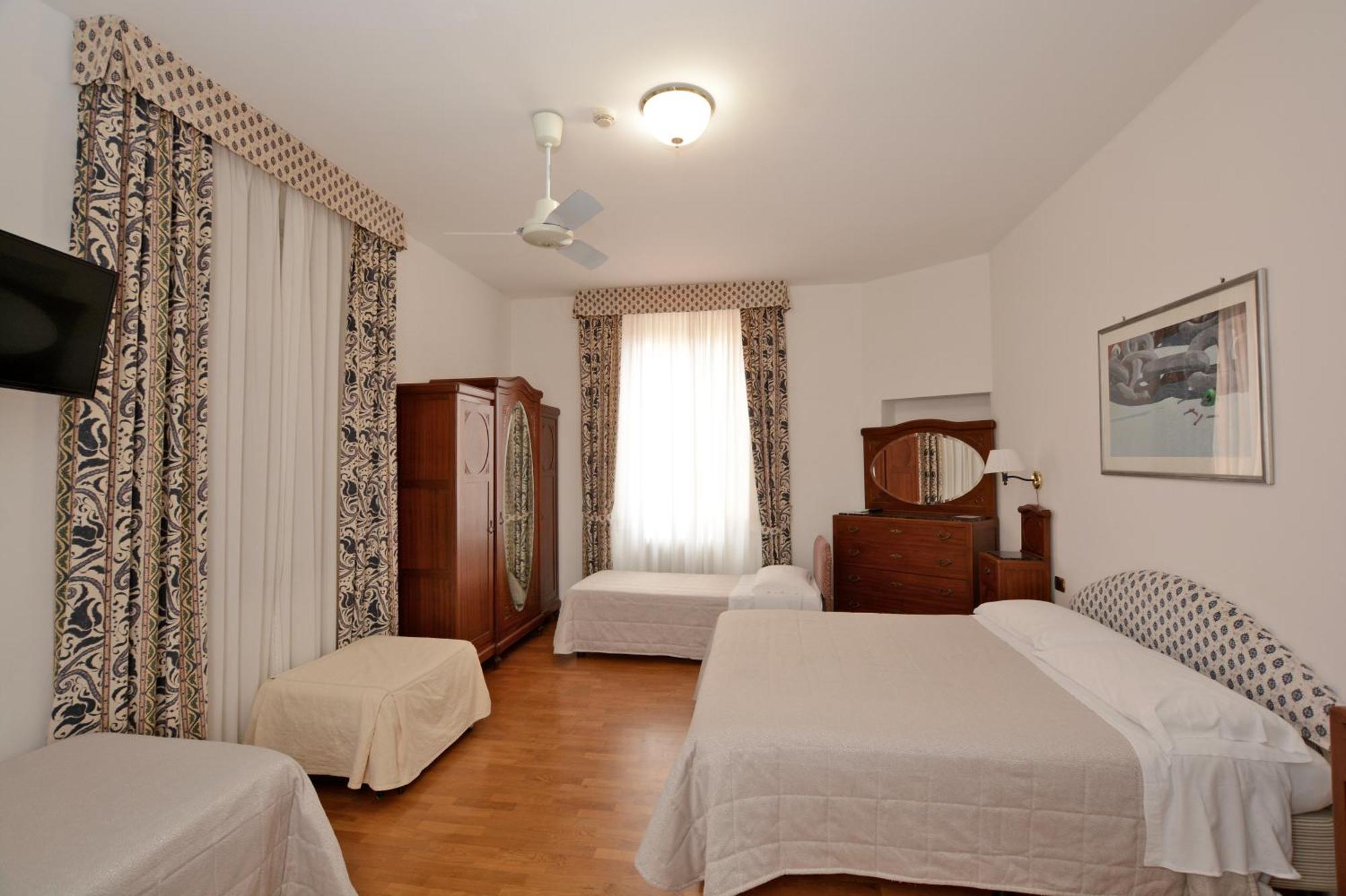 Junior Suite,1589578280:JPEG