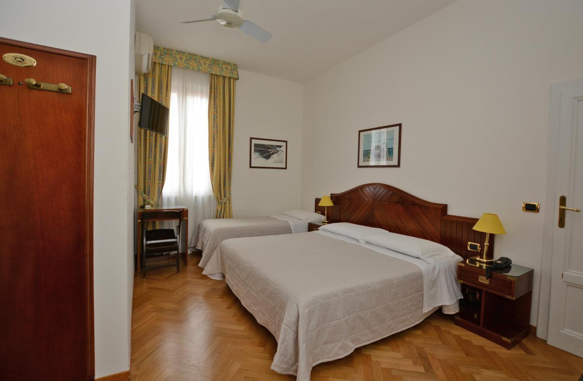 Triple Room,1589578300:JPEG
