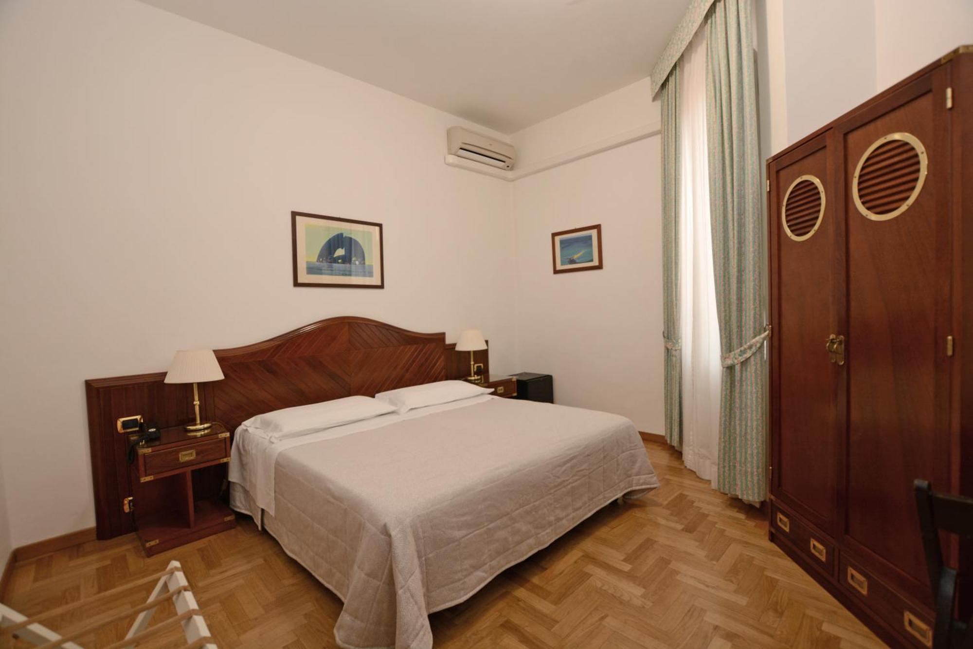 Double or Twin Room,1589578297:JPEG