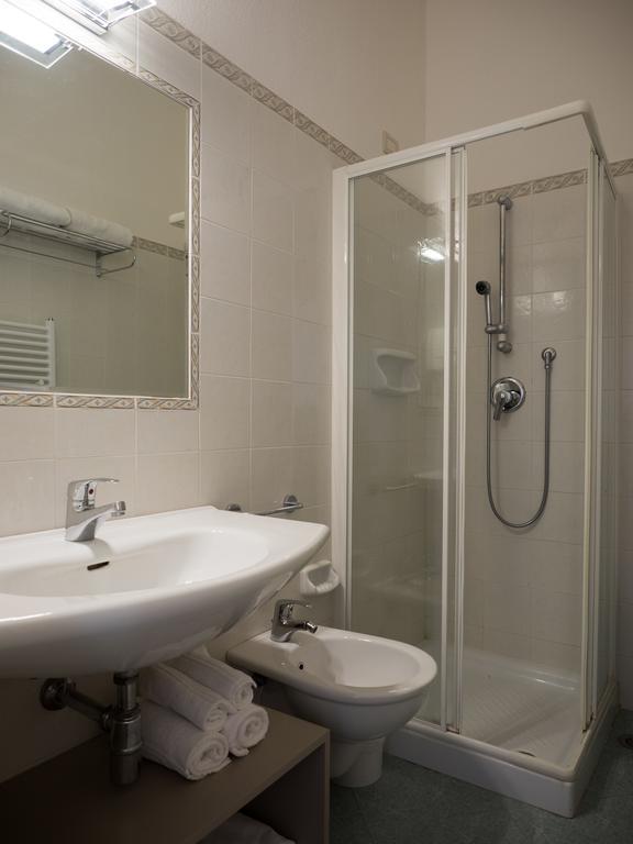 Double or Twin Room,257310257:JPEG