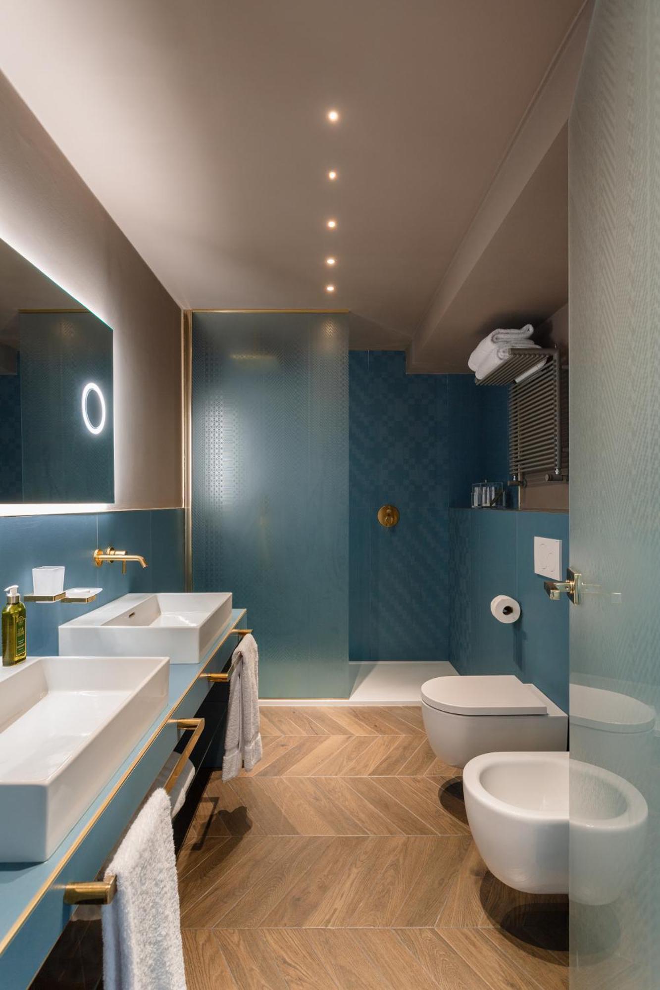 Junior Suite,1609312666:JPEG