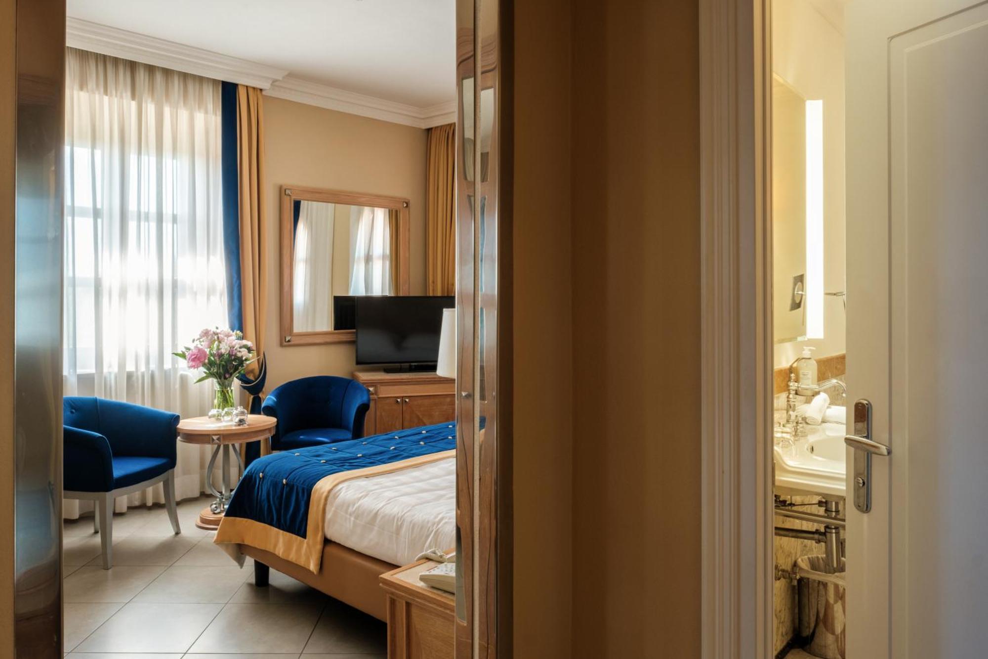Classic Double Room