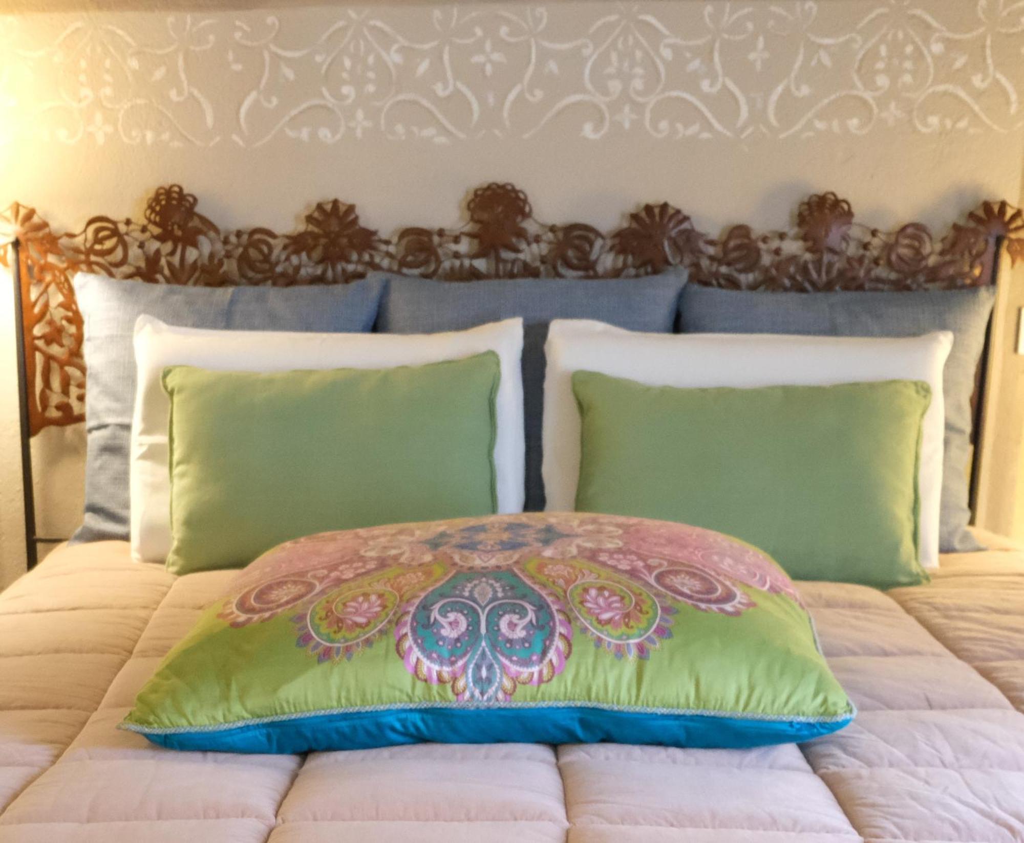 Superior King Room,1550958589:JPEG