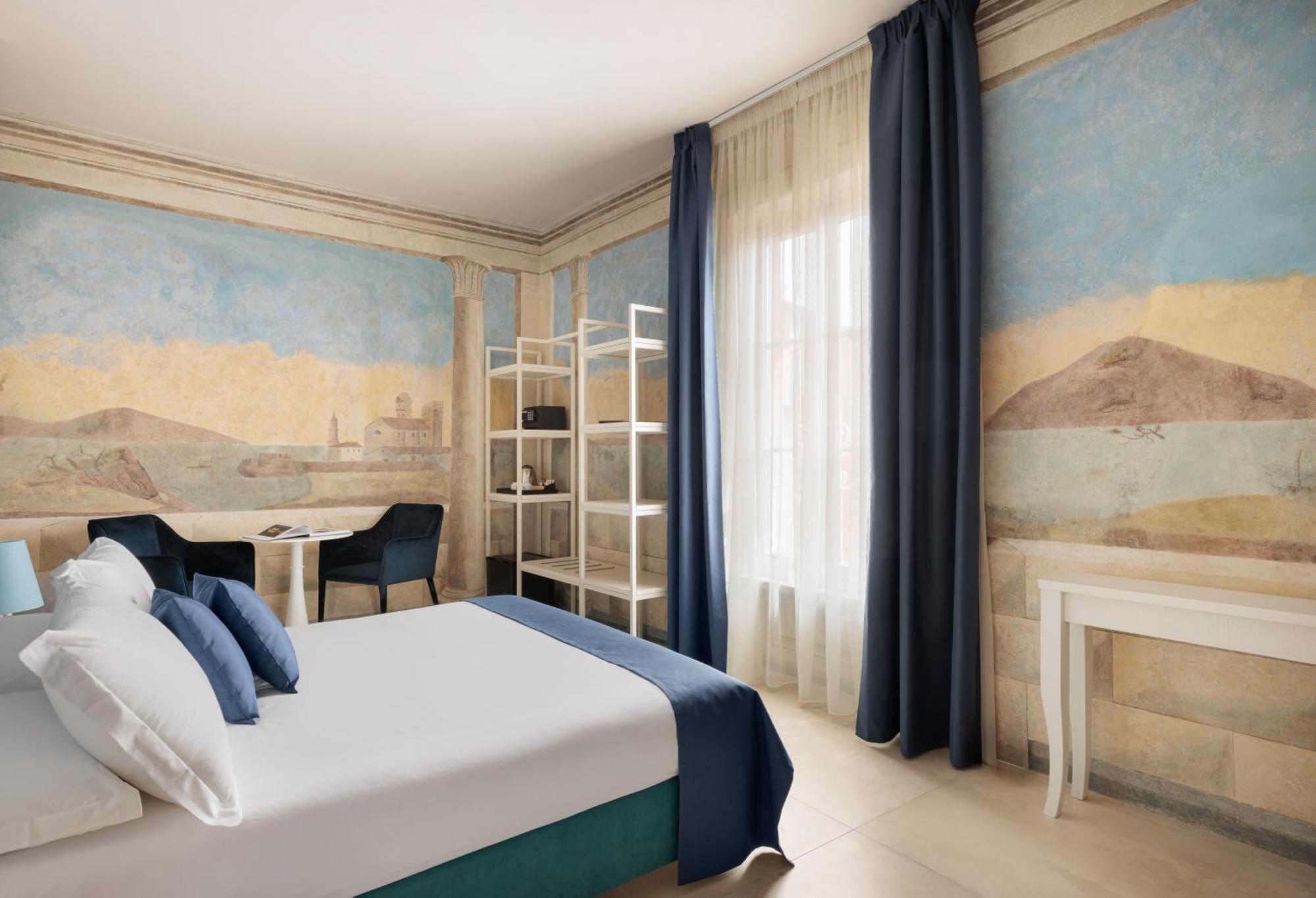Deluxe King Room,1641887437:JPEG