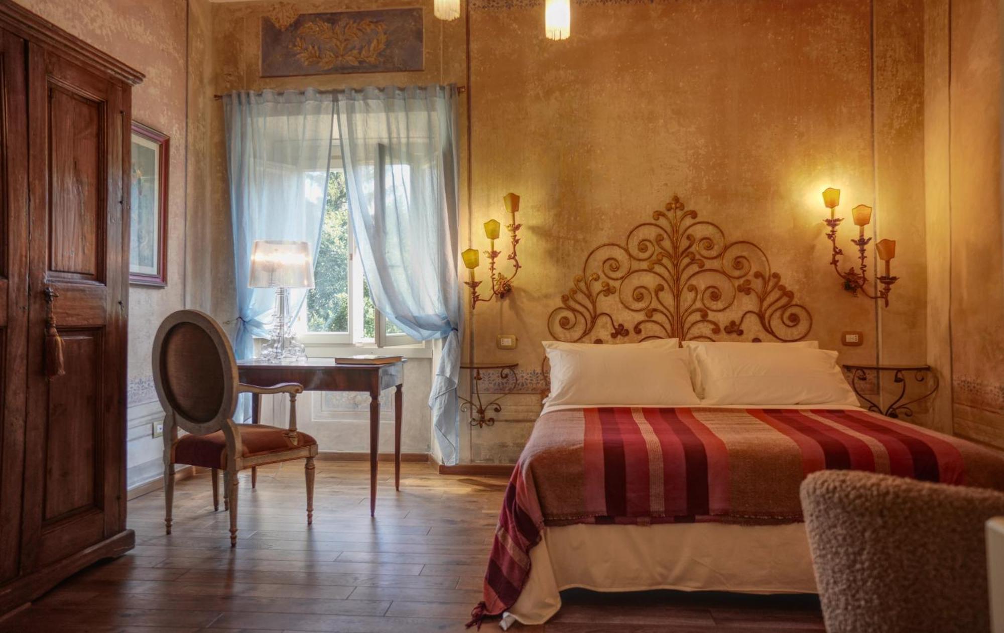 Superior Queen Room,1644392848:JPEG