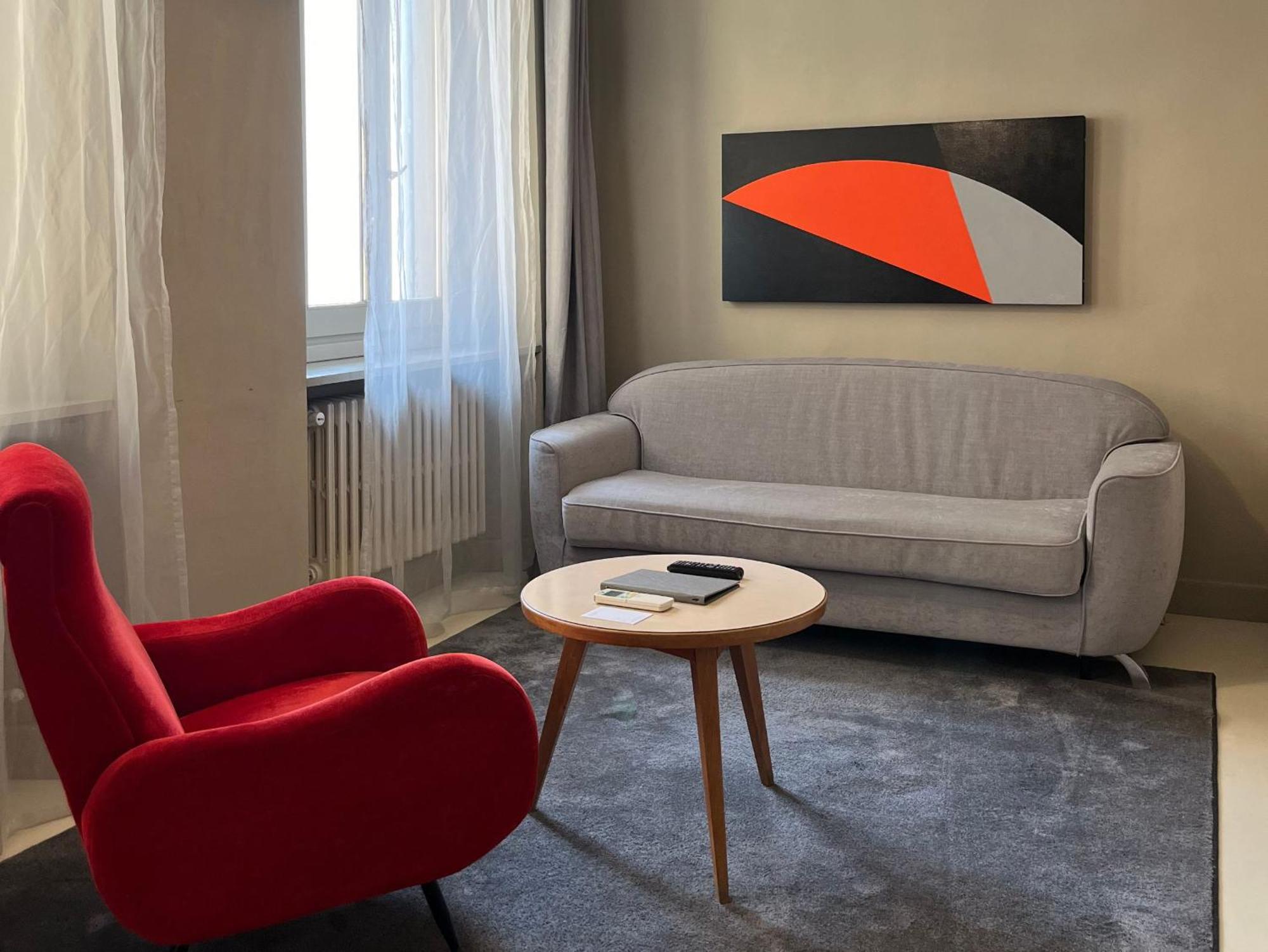 1 Bedroom Apartment Sofa Bed