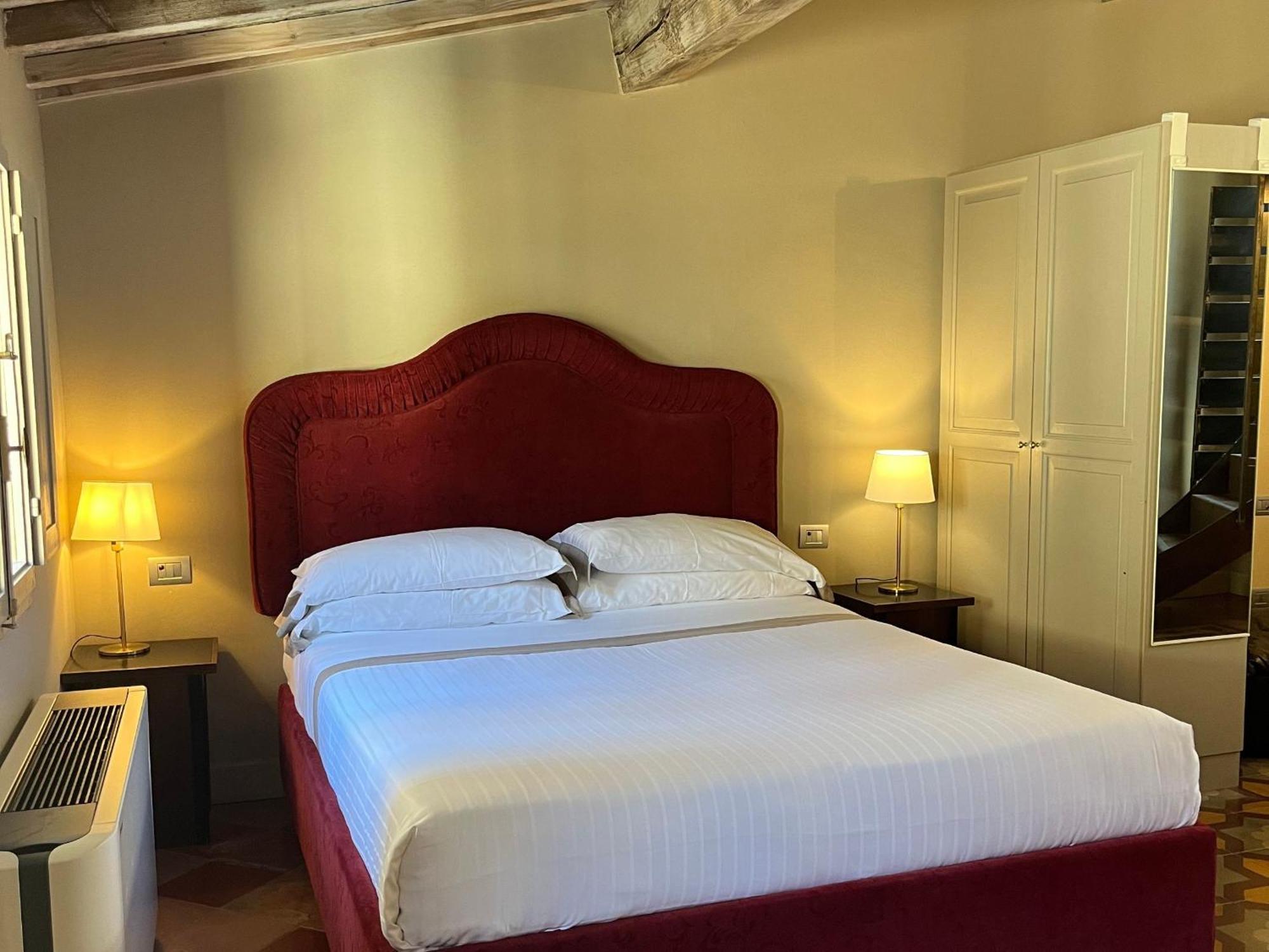 Large Room