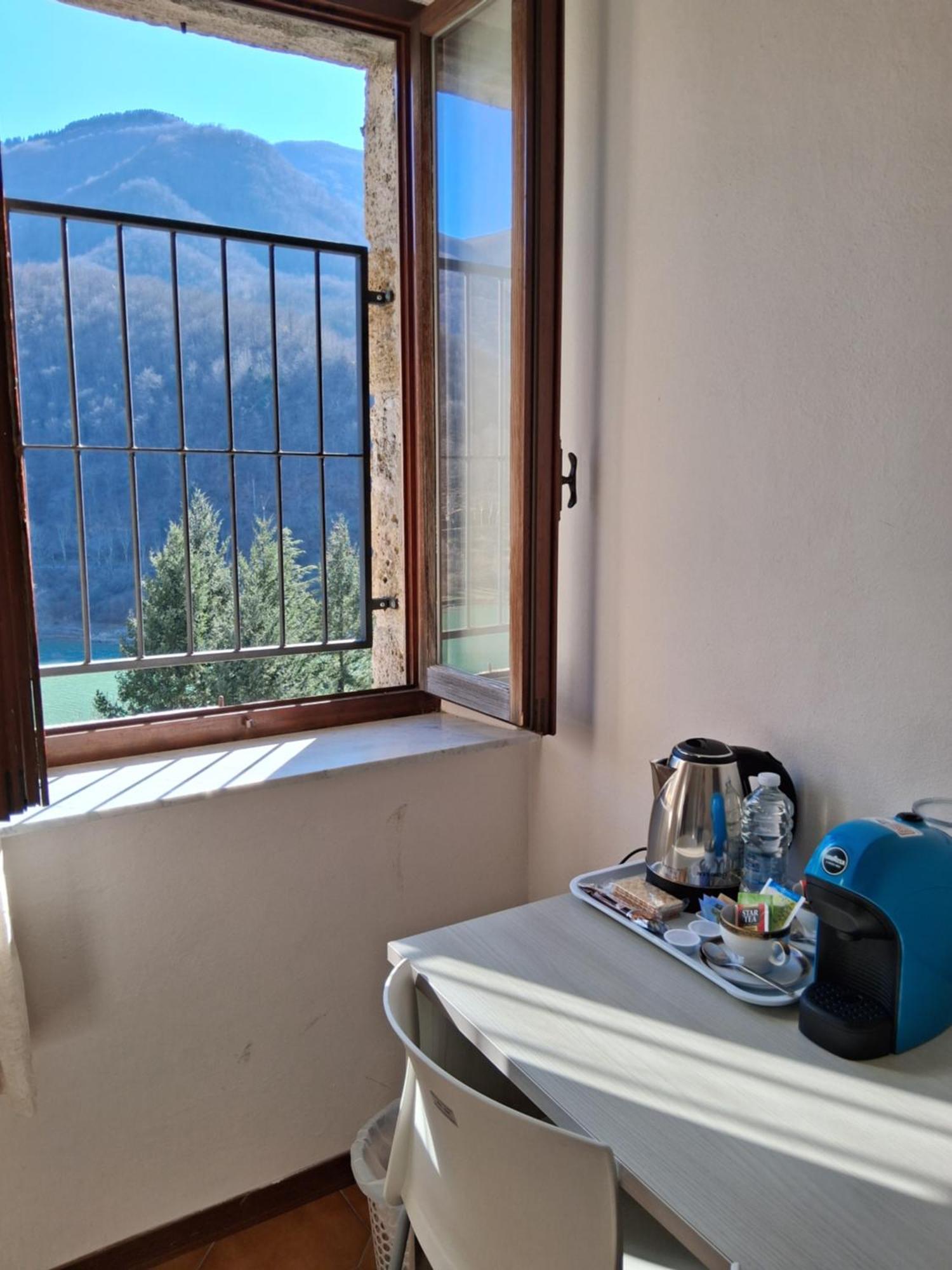 Superior Single Room Lake View
