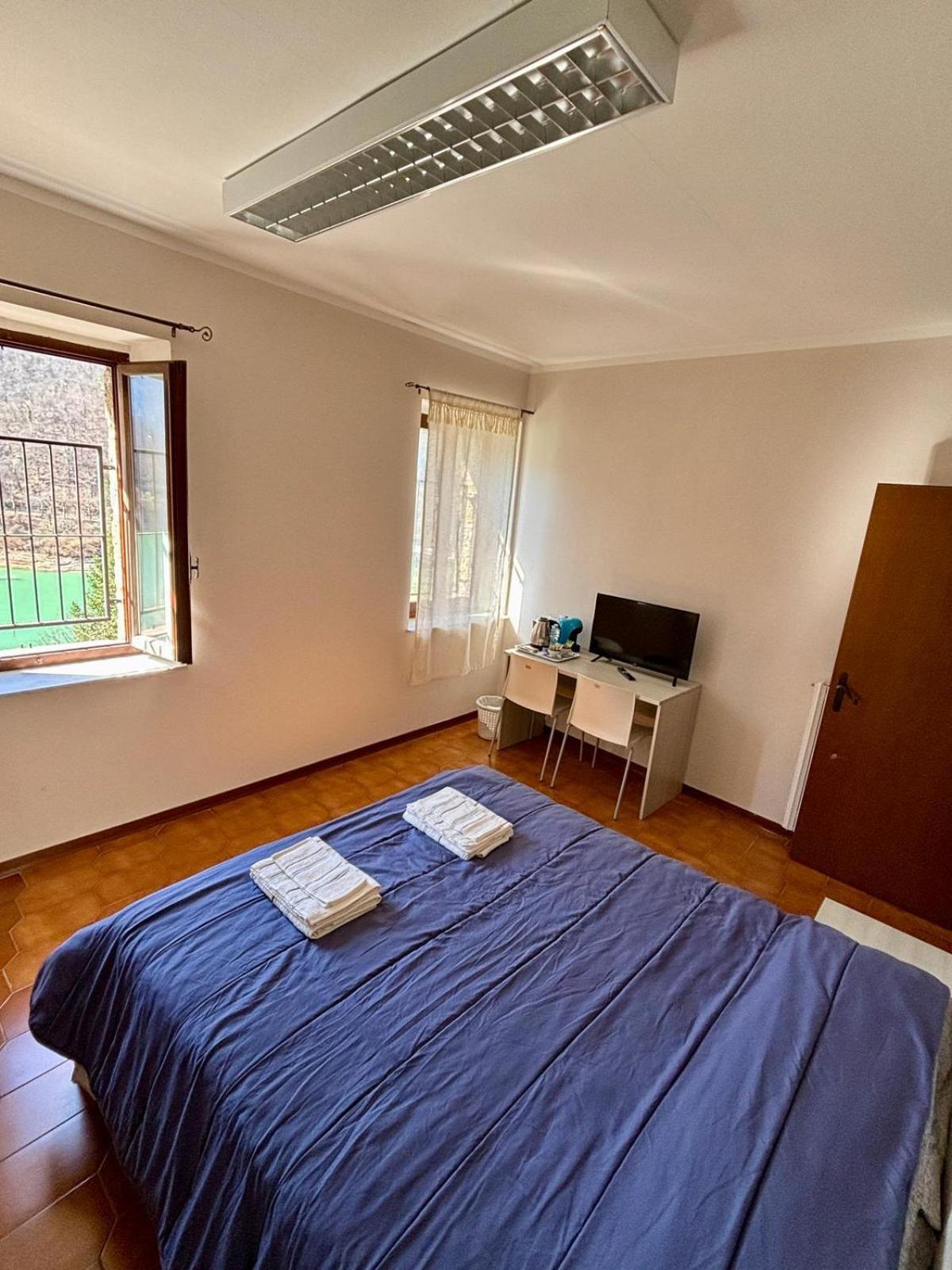Double Room Lake View