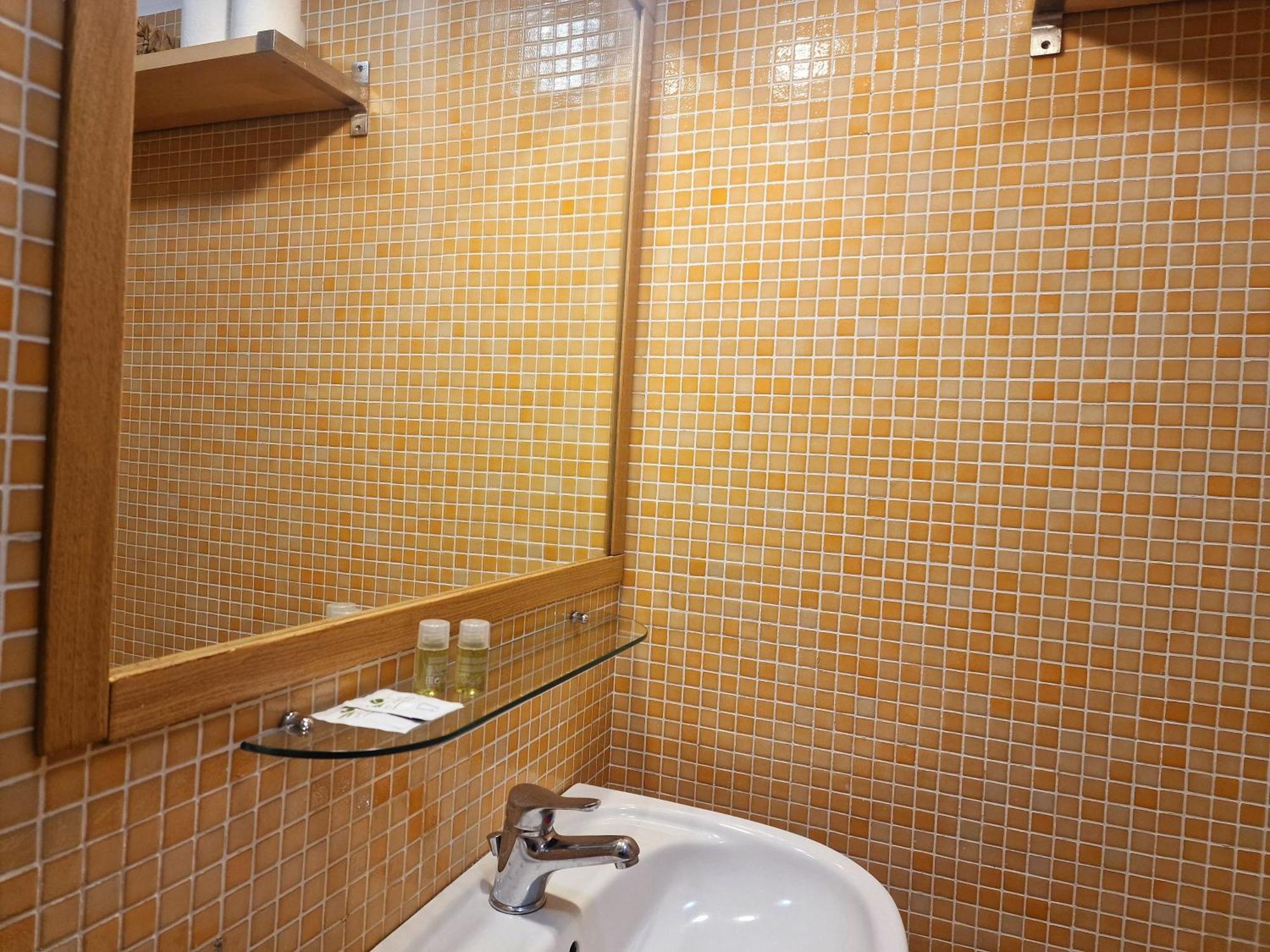 Double Room,1658859328:JPEG