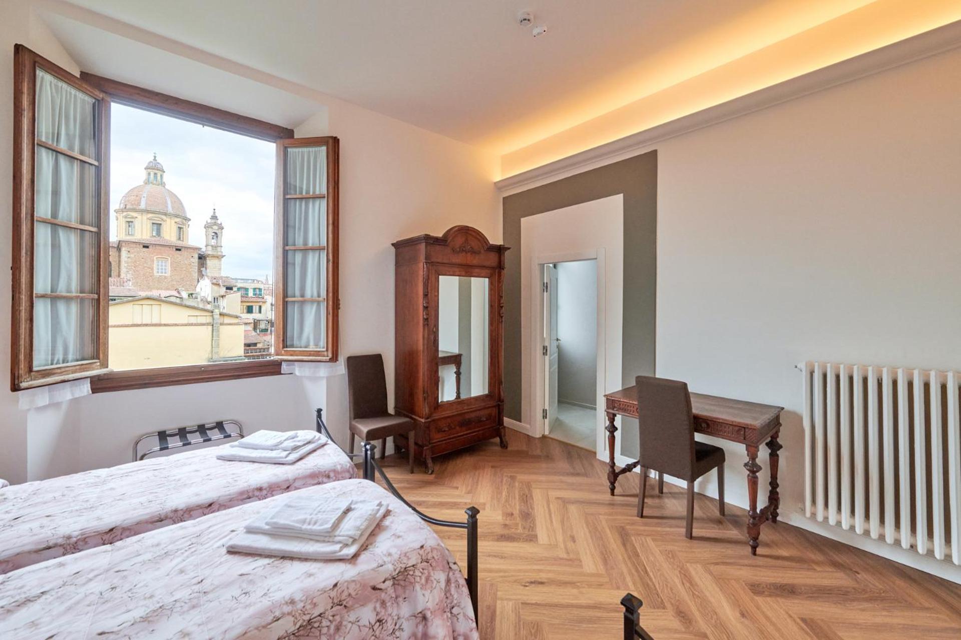 Triple Room,1660304017:JPEG