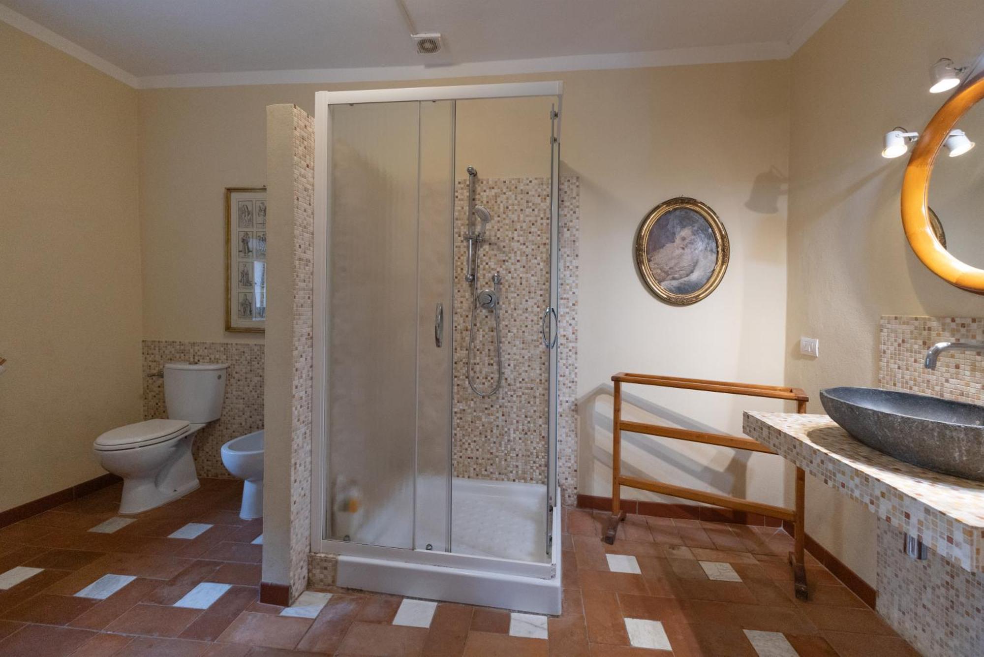 Quadruple Room Private Bathroom