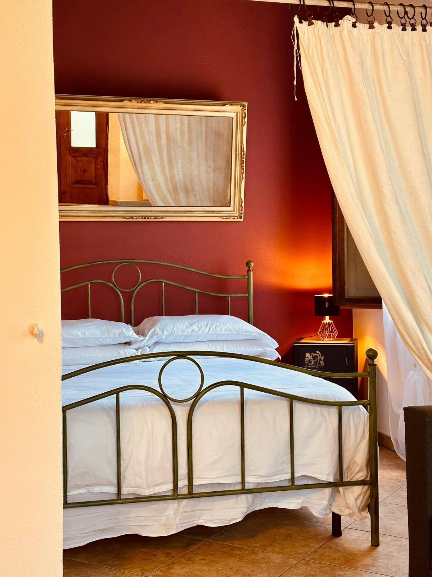 Double Room,1665474979:JPEG