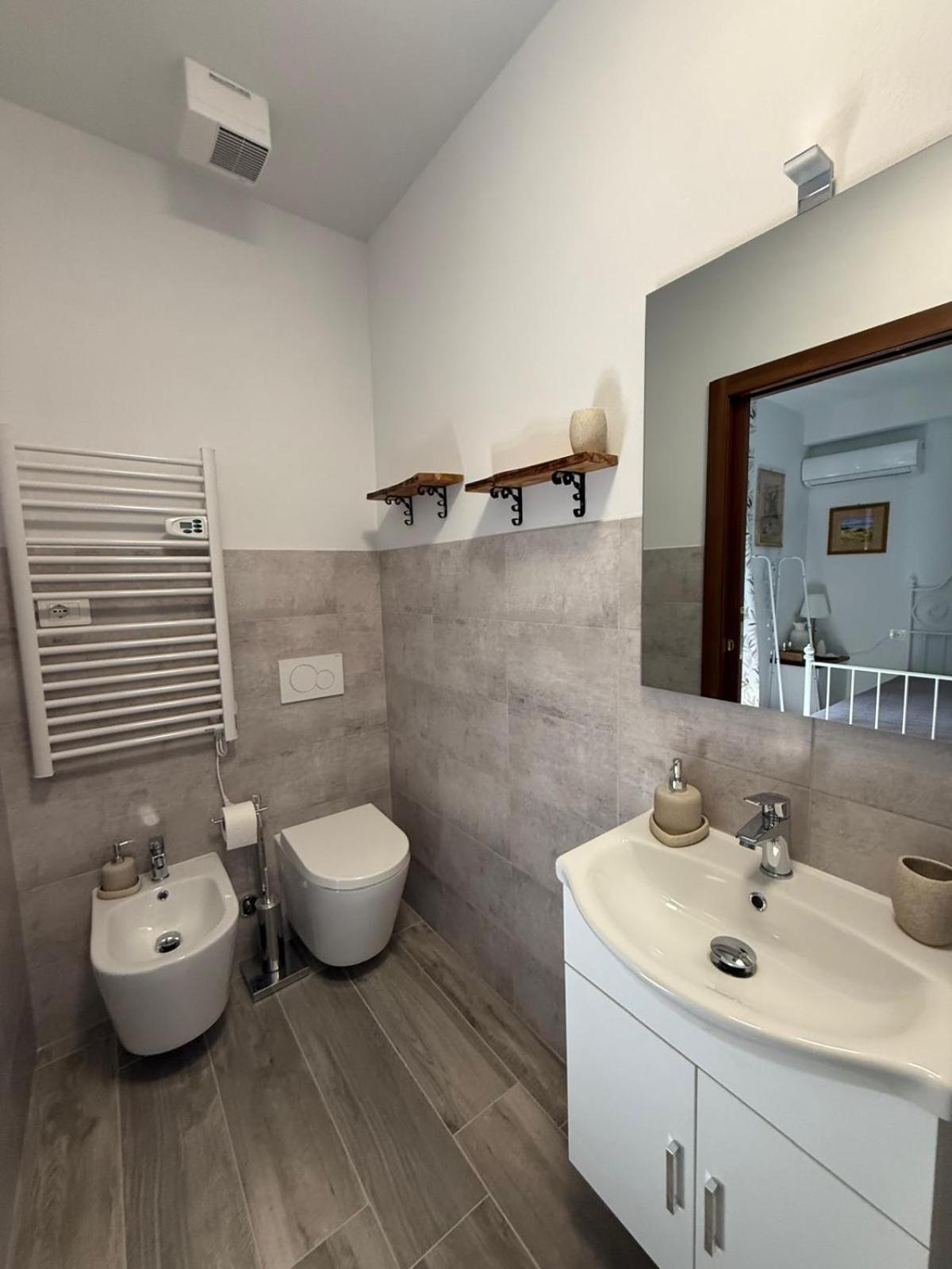 Double Room Private Bathroom,1678239145:JPEG