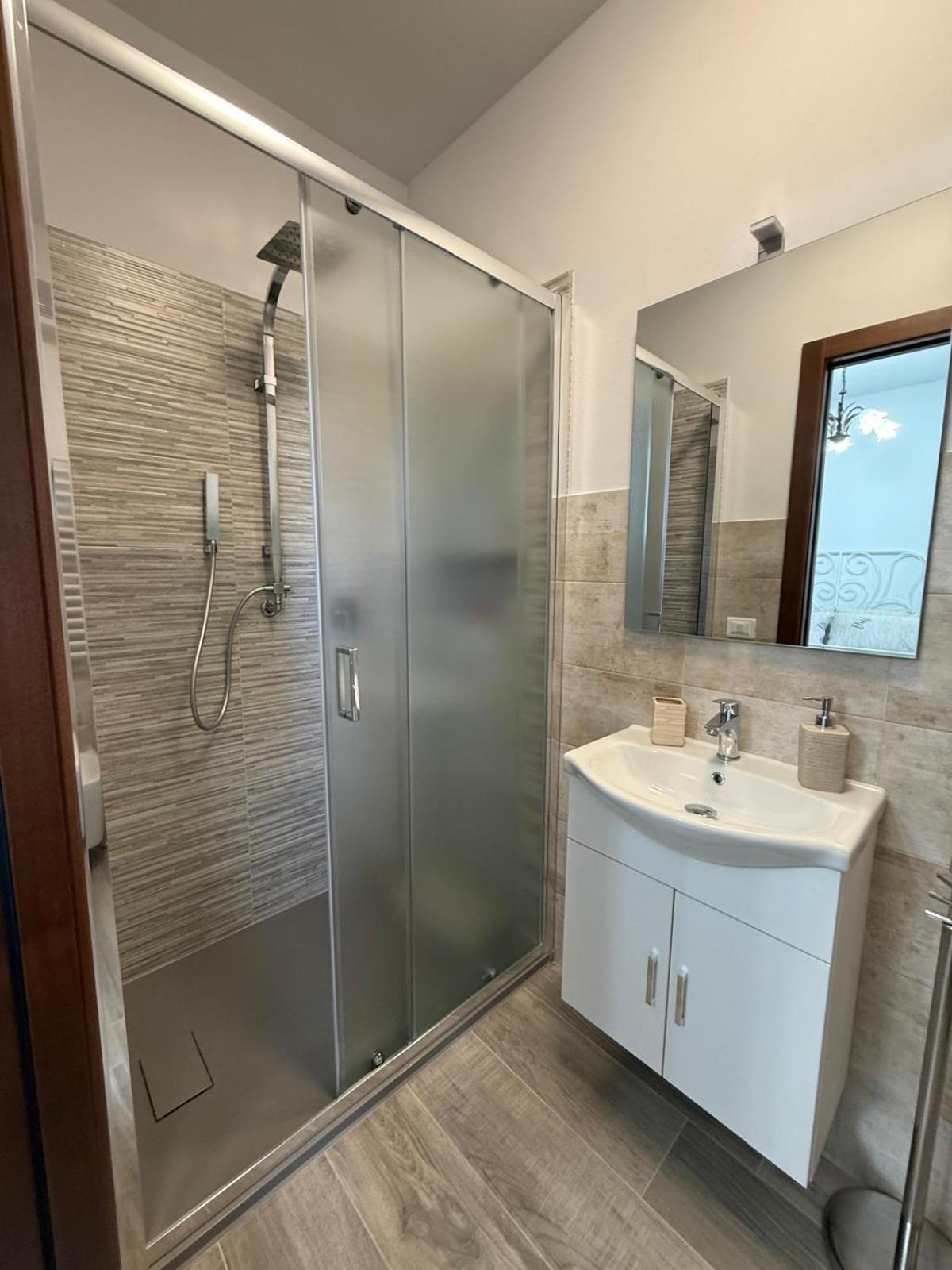 Double Room Private Bathroom,1678403166:JPEG