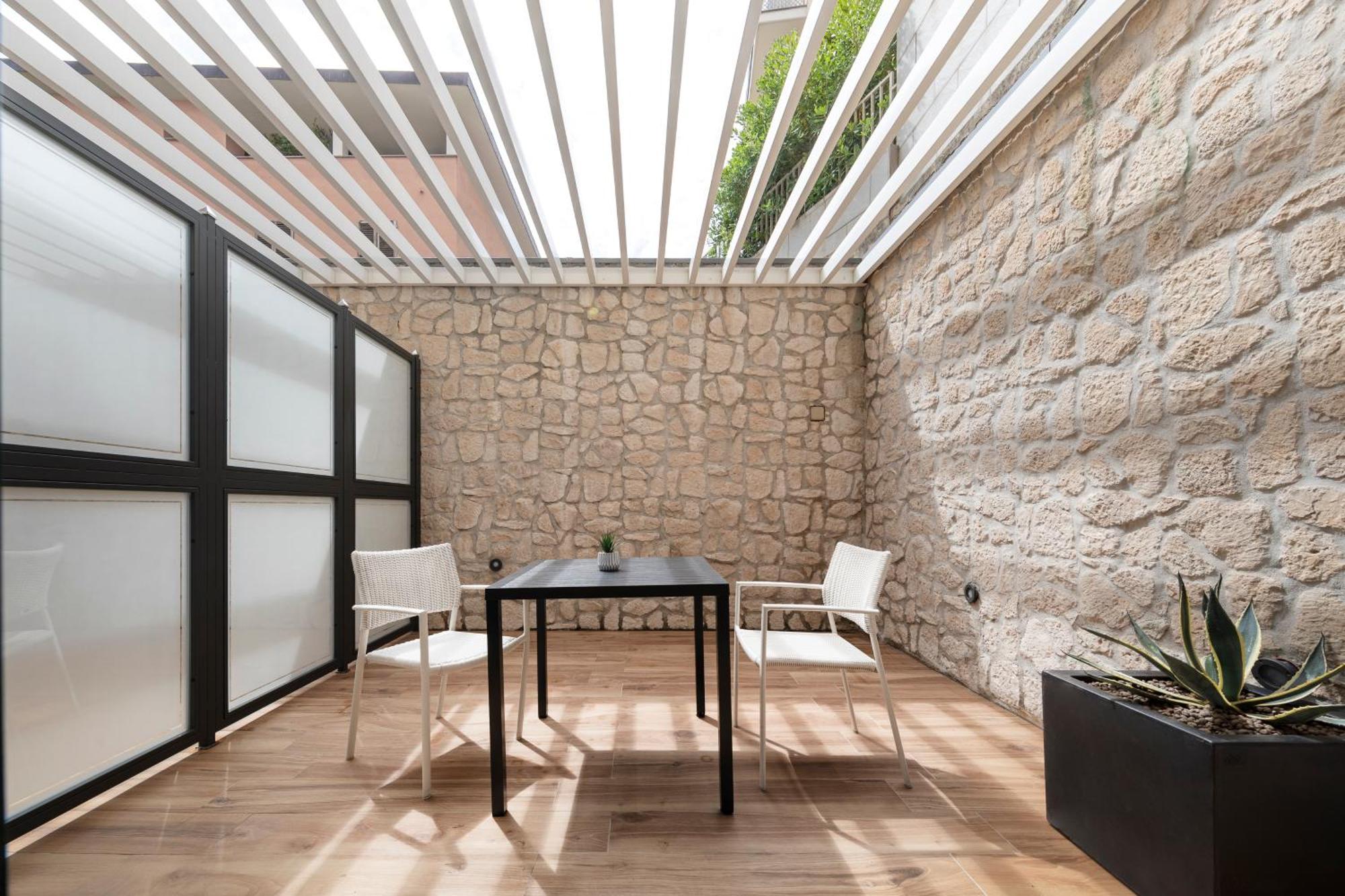 Double Room Terrace,1684328859:JPEG