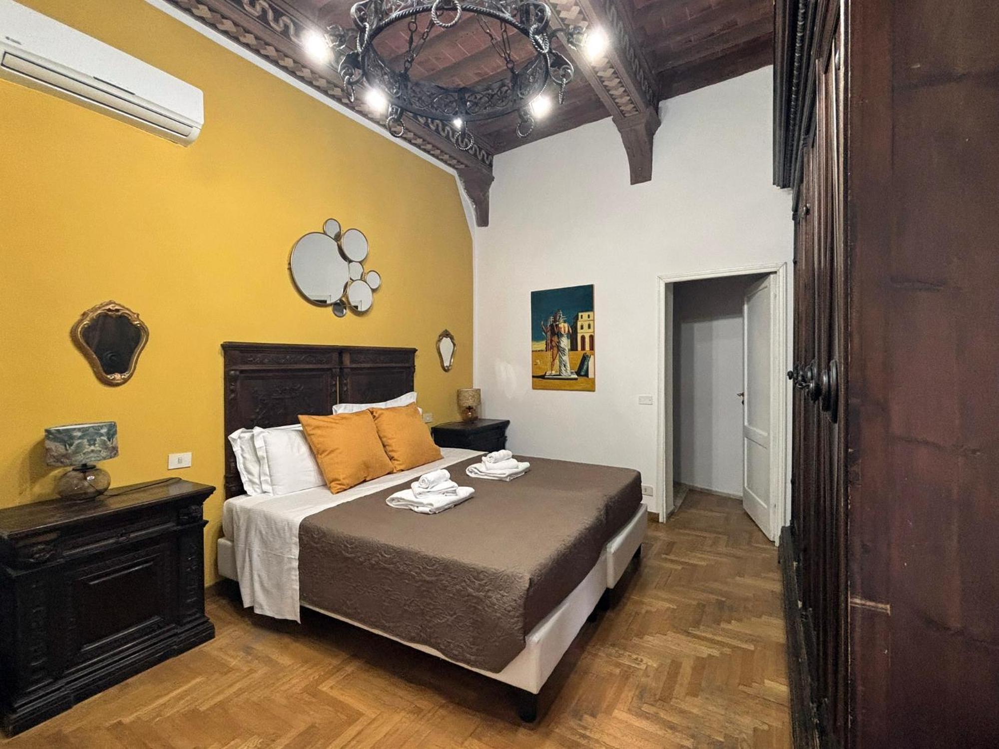 Double or Twin Room Private Bathroom
