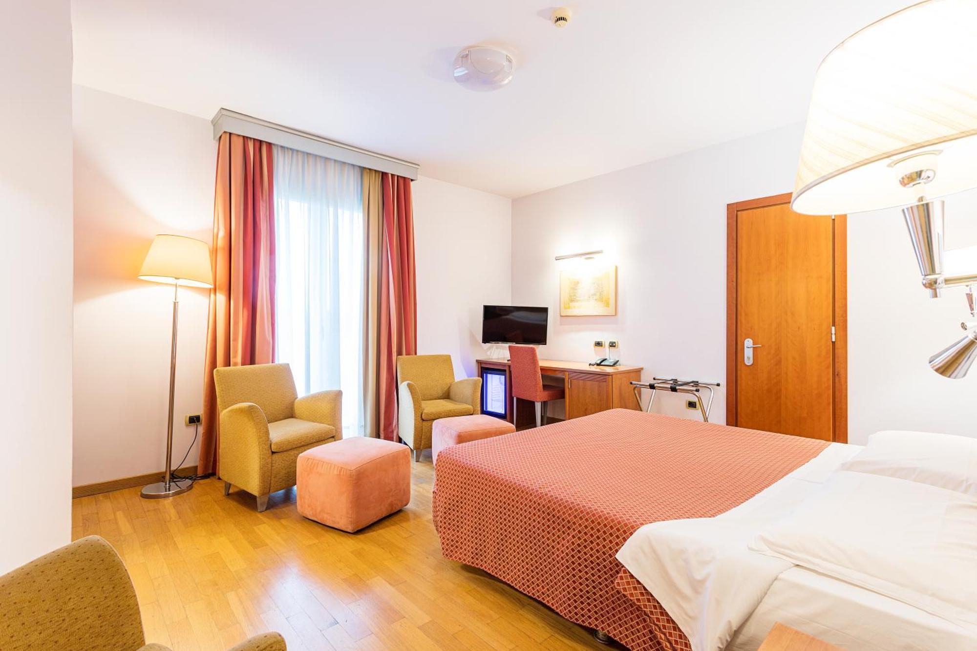 Superior Double Room,1697796897:JPEG