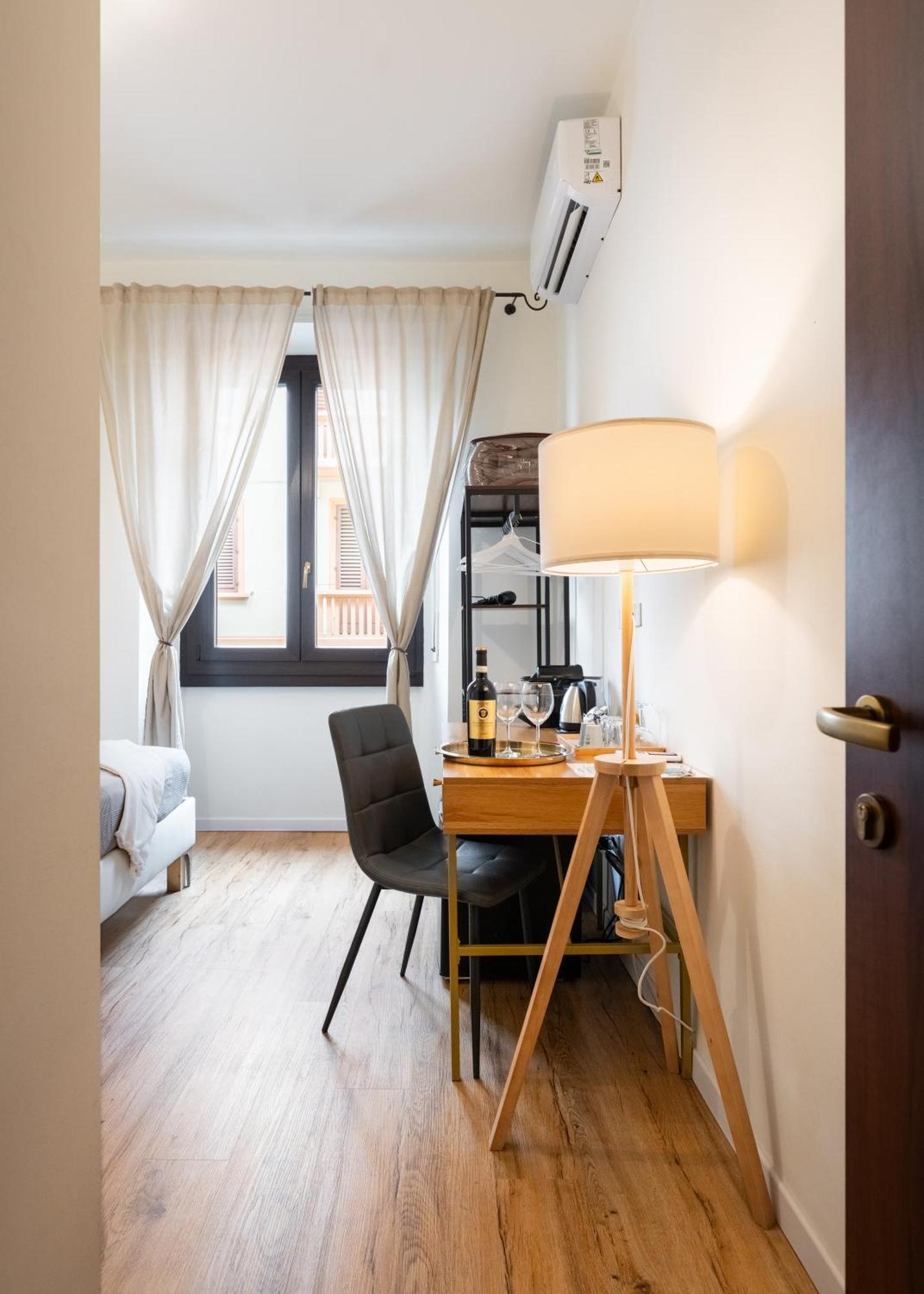 Double Room Private Bathroom