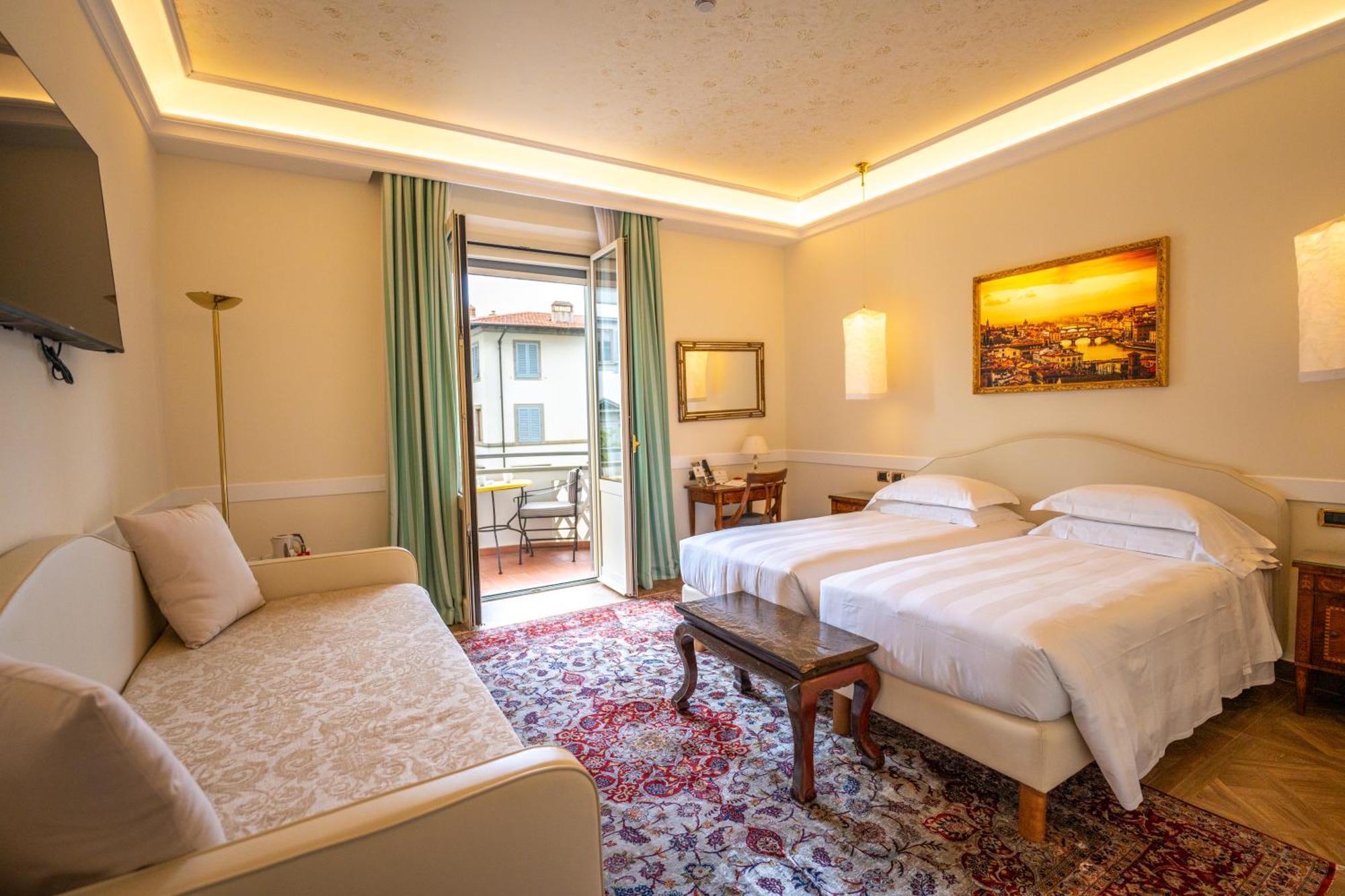 Deluxe Double or Twin Room Balcony