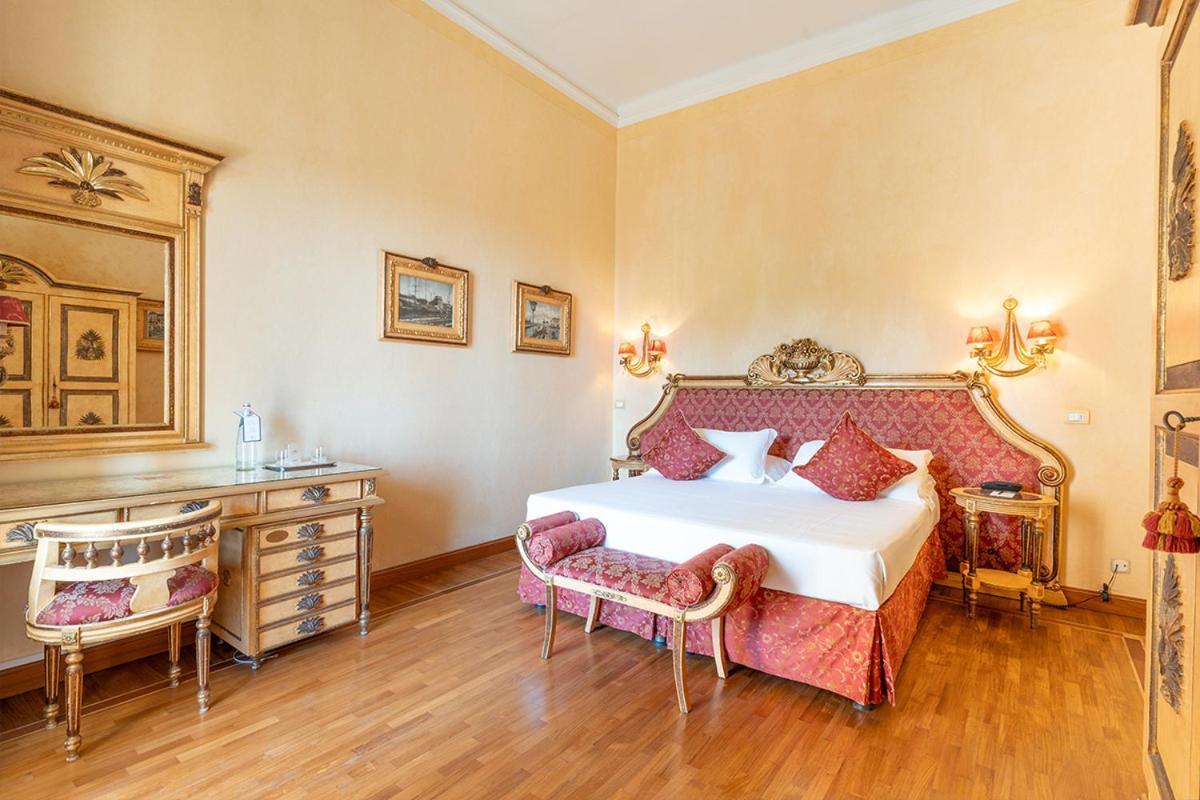 Suite Deluxe Balcony Historic Villa,1716987686:JPEG
