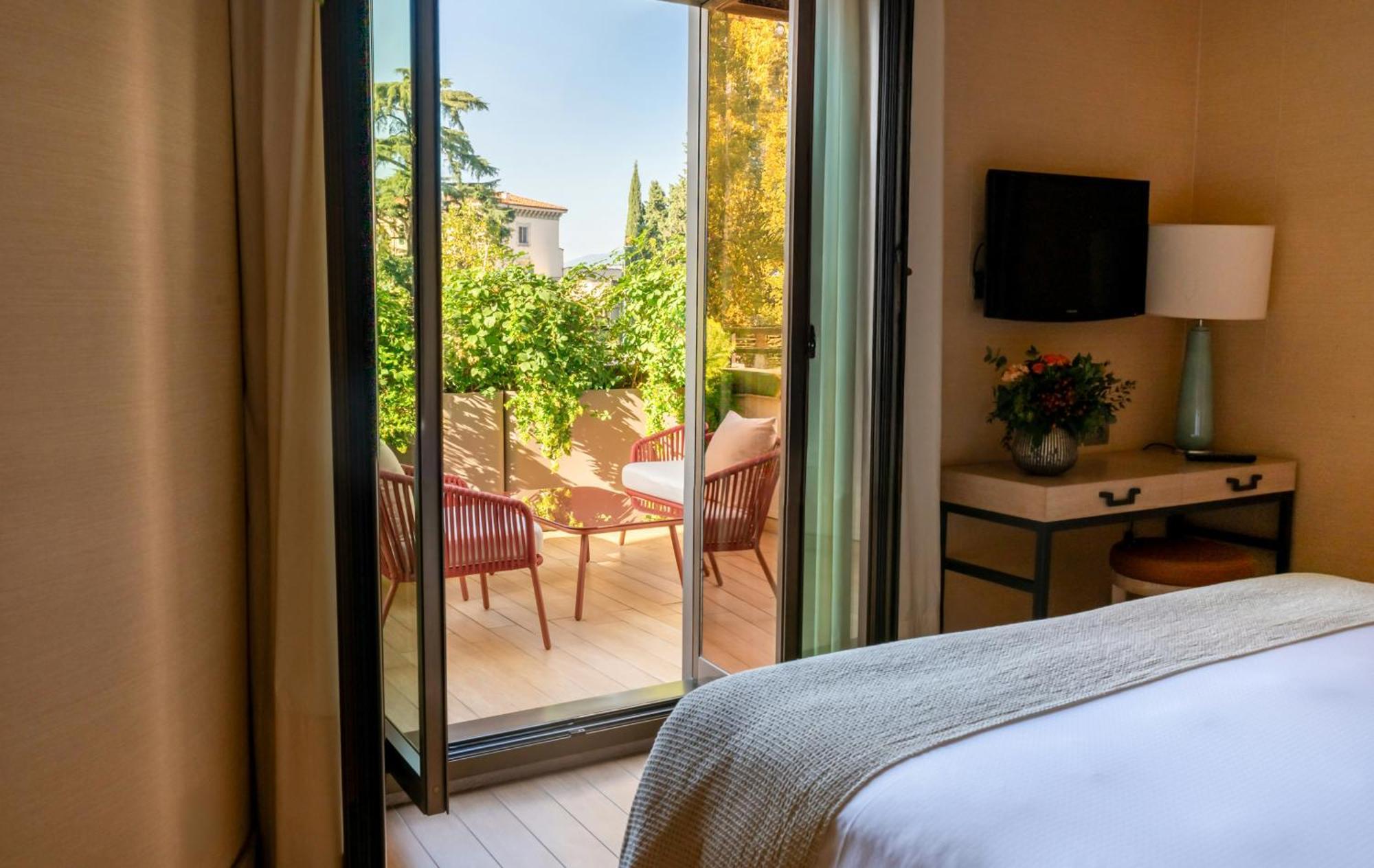 Deluxe Double or Twin Room Terrace