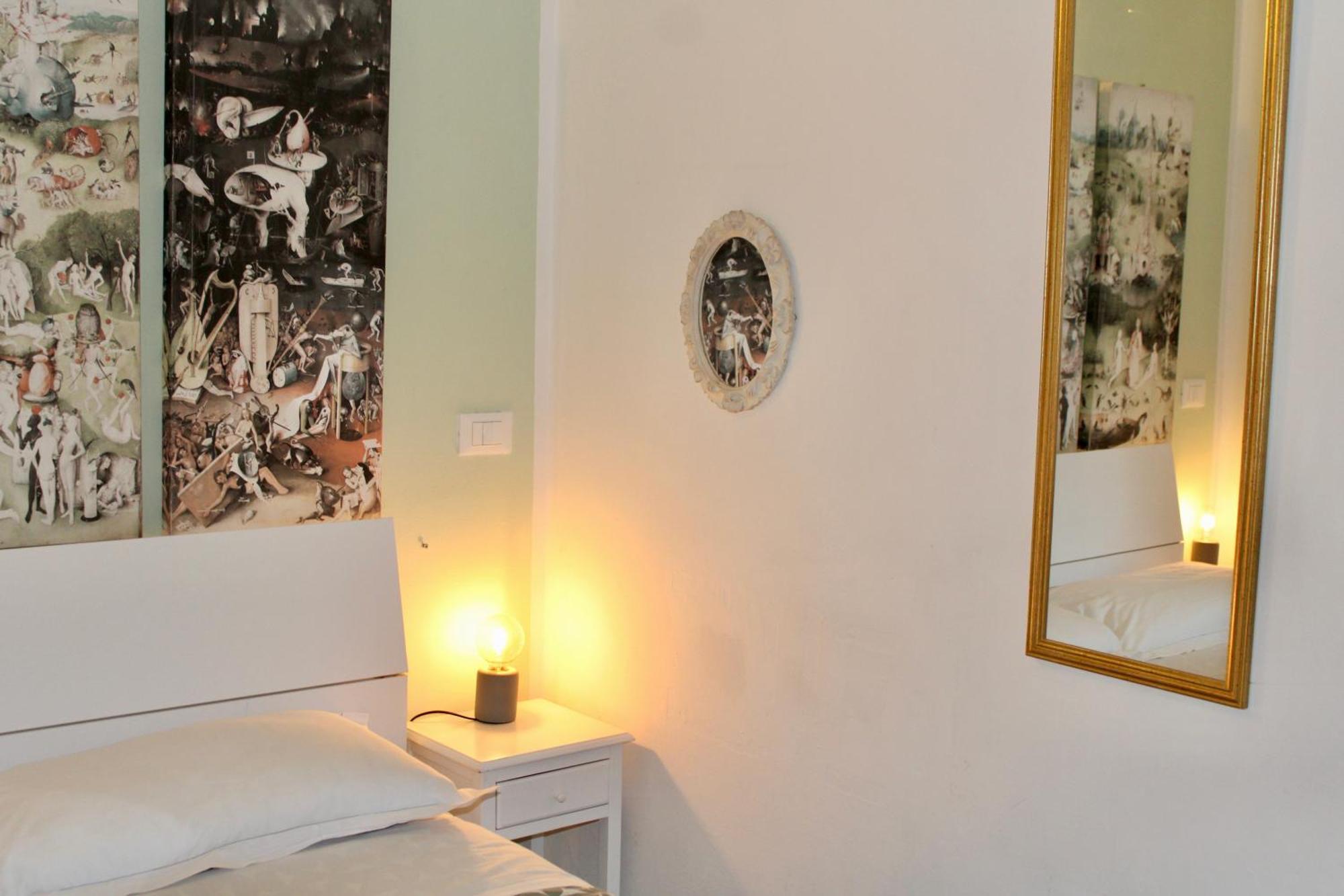 Double Room Private Bathroom