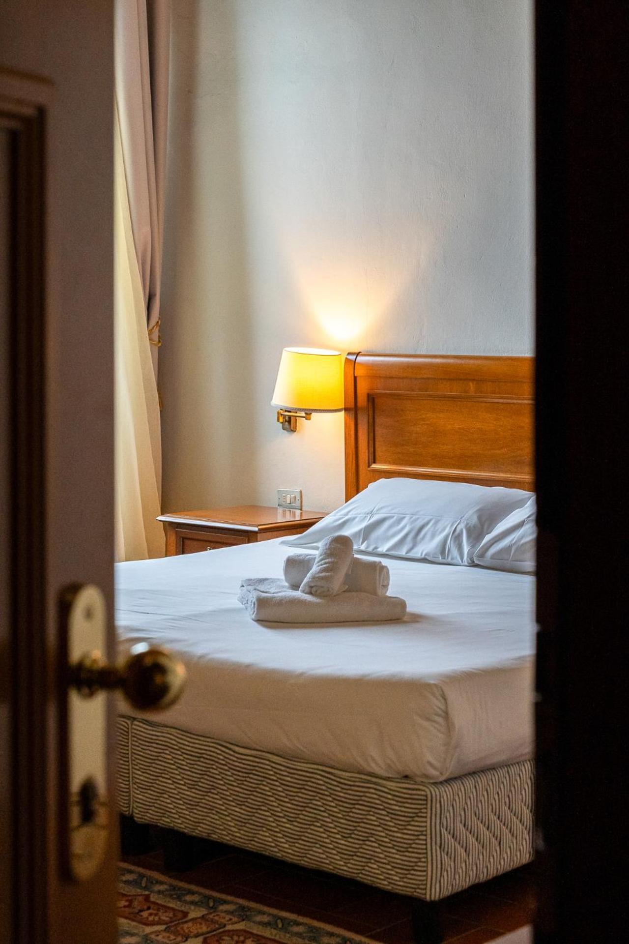 Classic Double or Twin Room without View,1742625630:JPEG