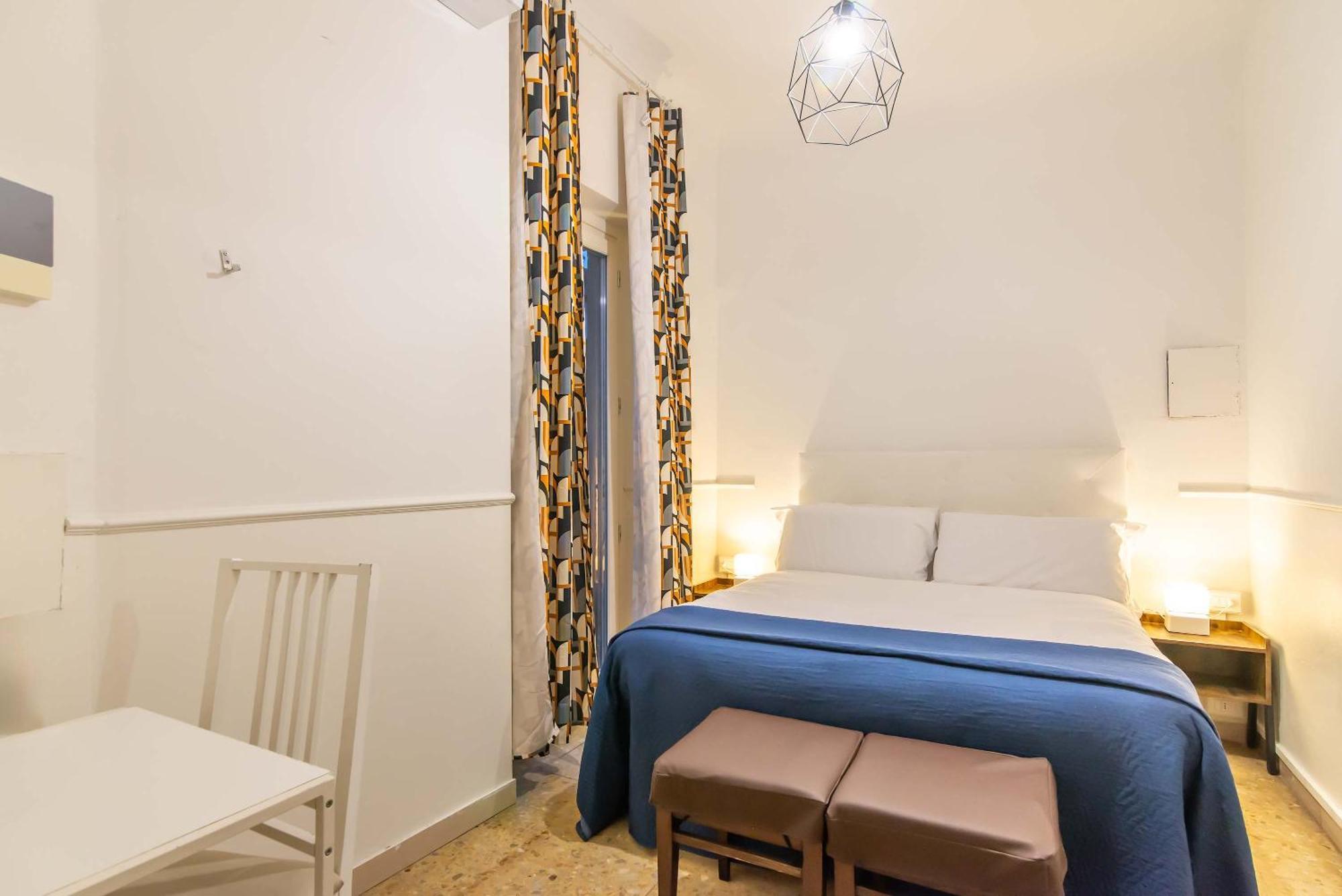 Standard Double Room External Private Bathroom