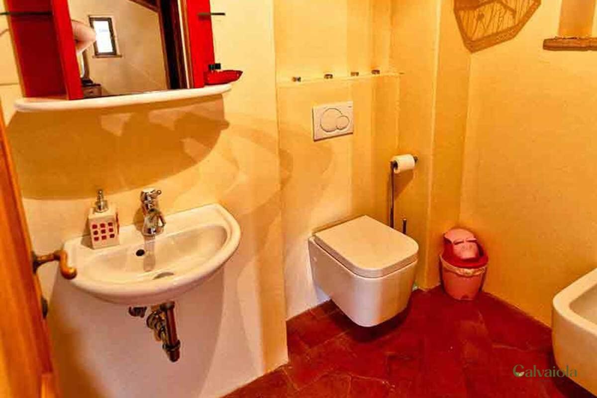 Two-Bedroom Apartment,1742877678:JPEG
