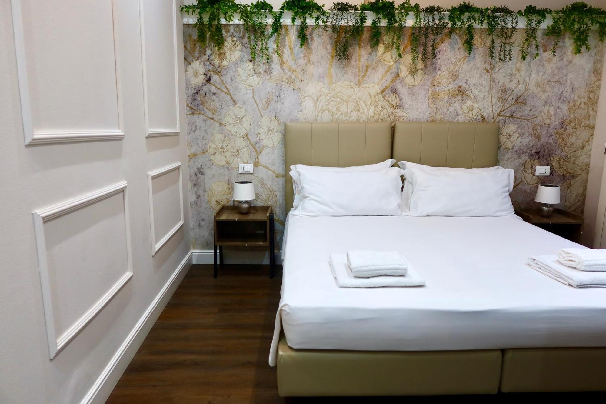 Double Room Private Bathroom