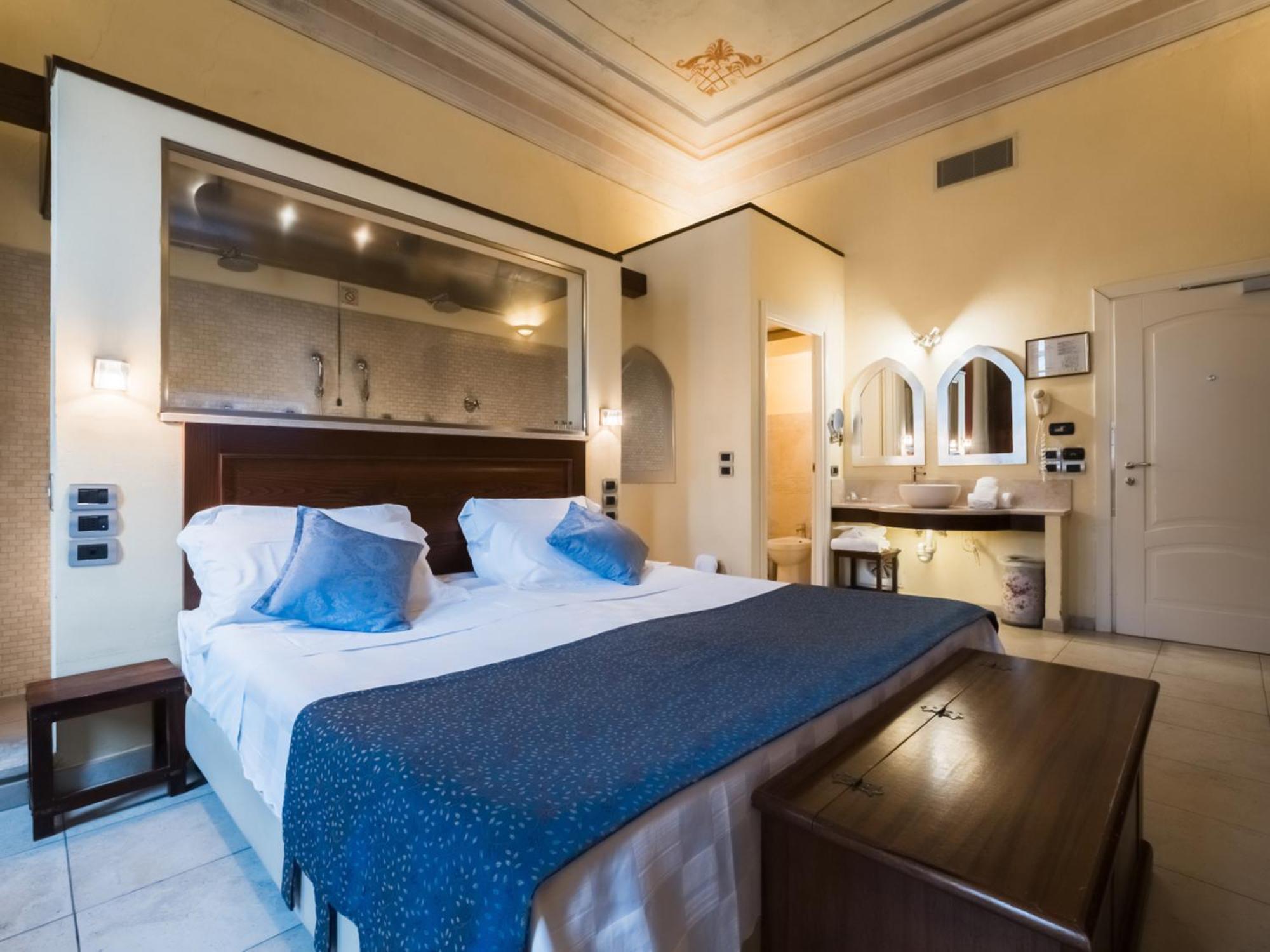Superior Double or Twin Room,1756405179:JPEG