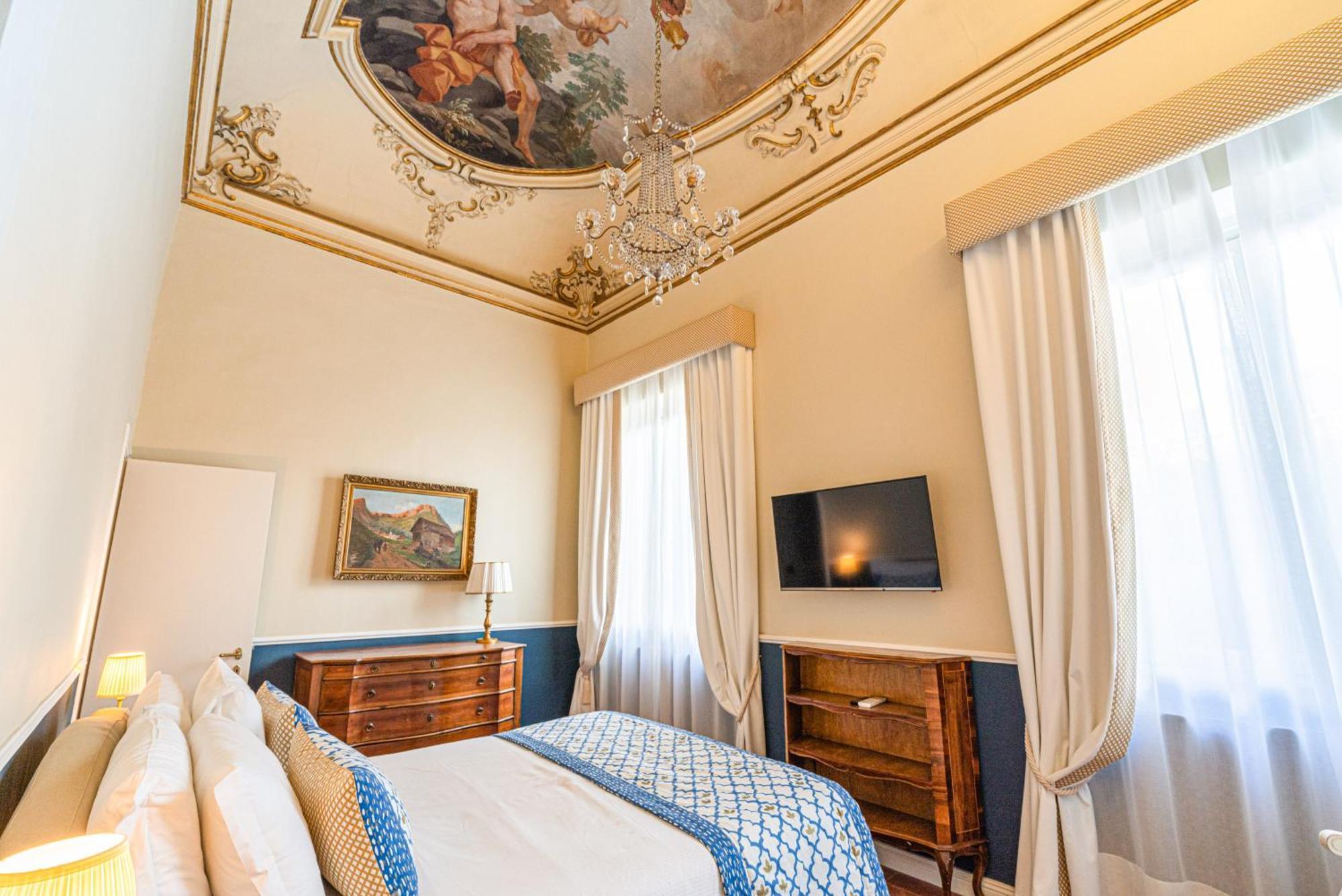 Deluxe Family Suite