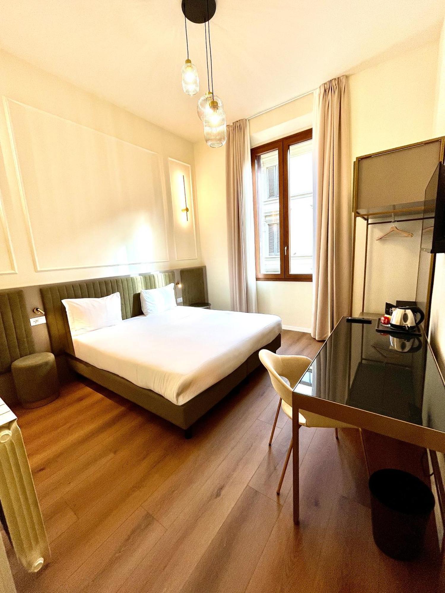 Double or Twin Room,1758281287:JPEG