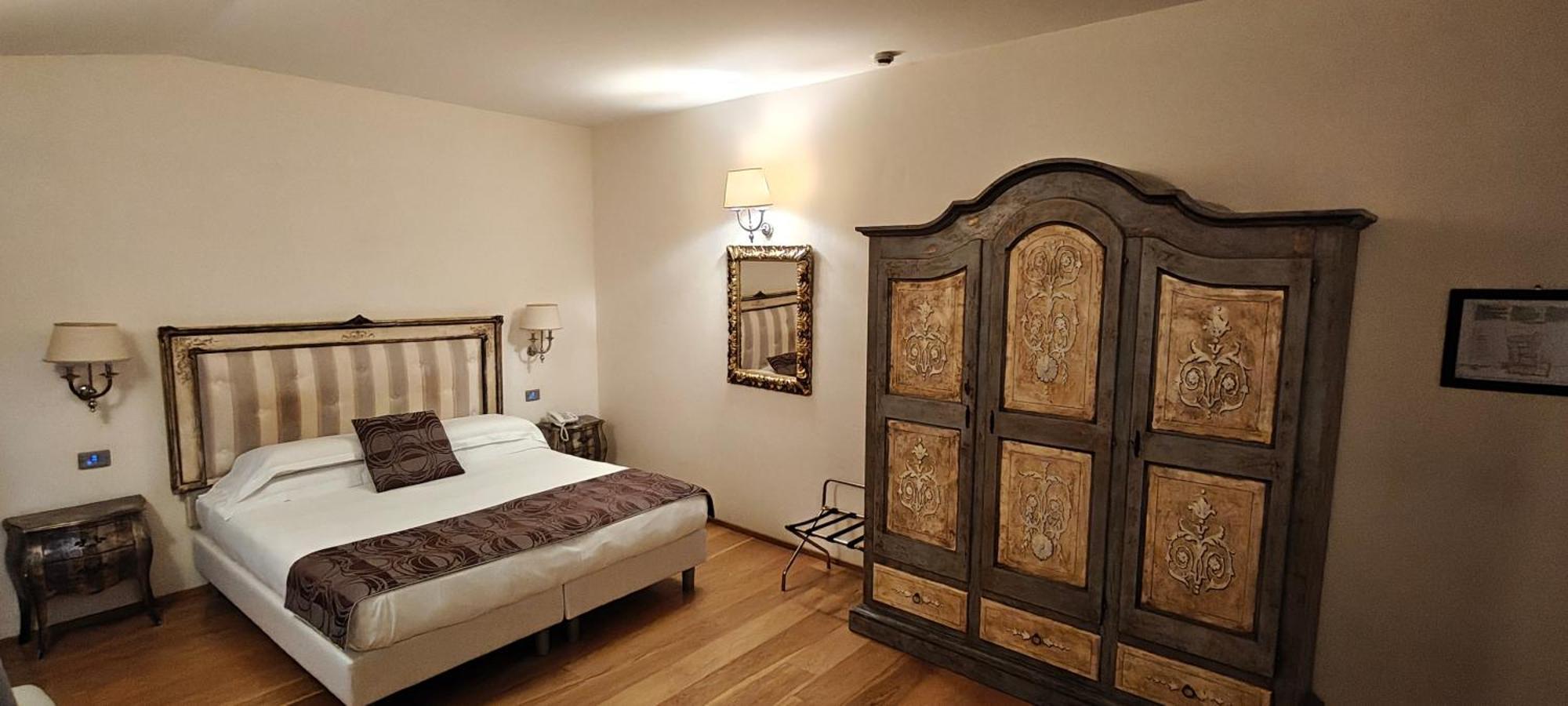 Double Room Spa Bath