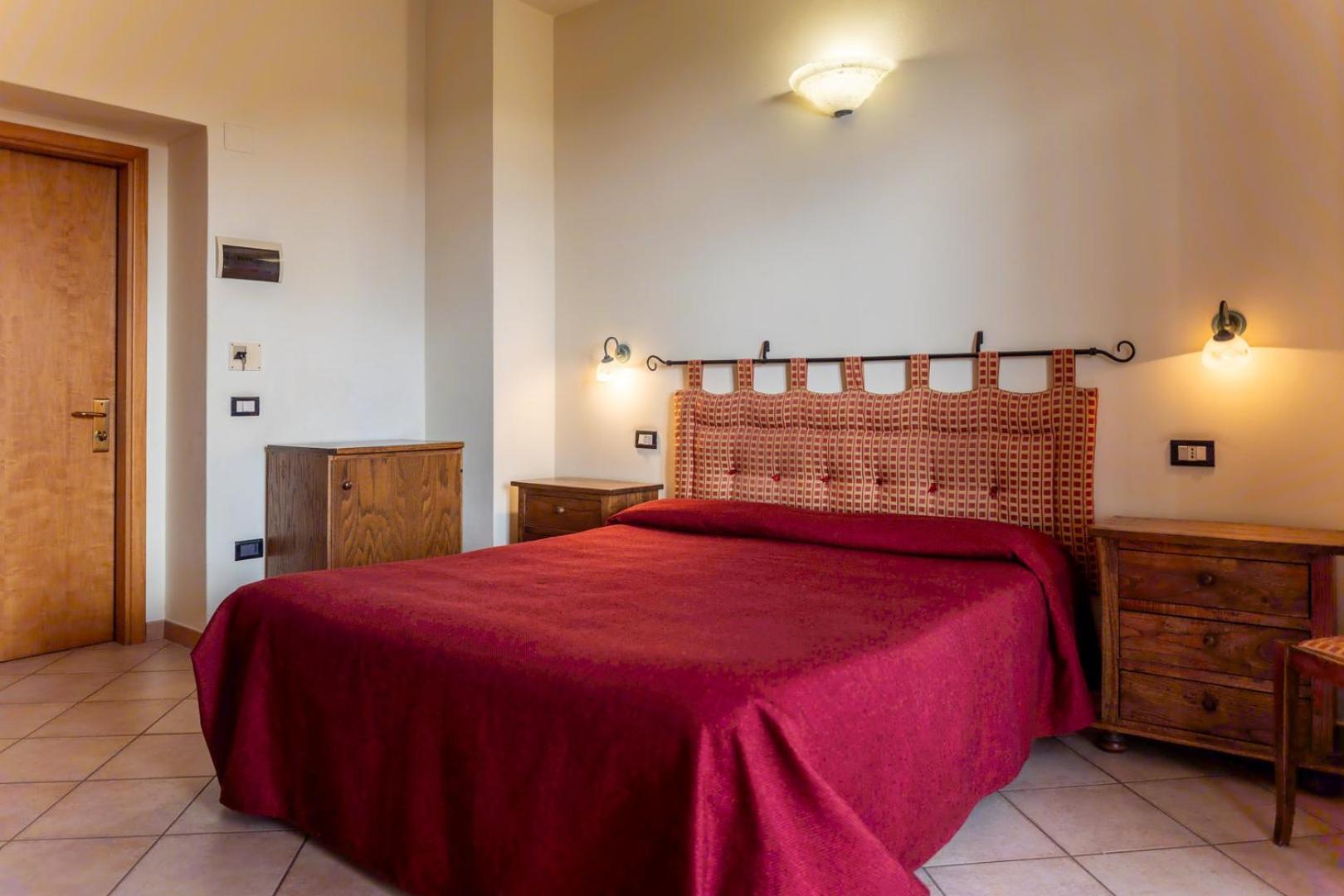 Double Room,1758540607:JPEG