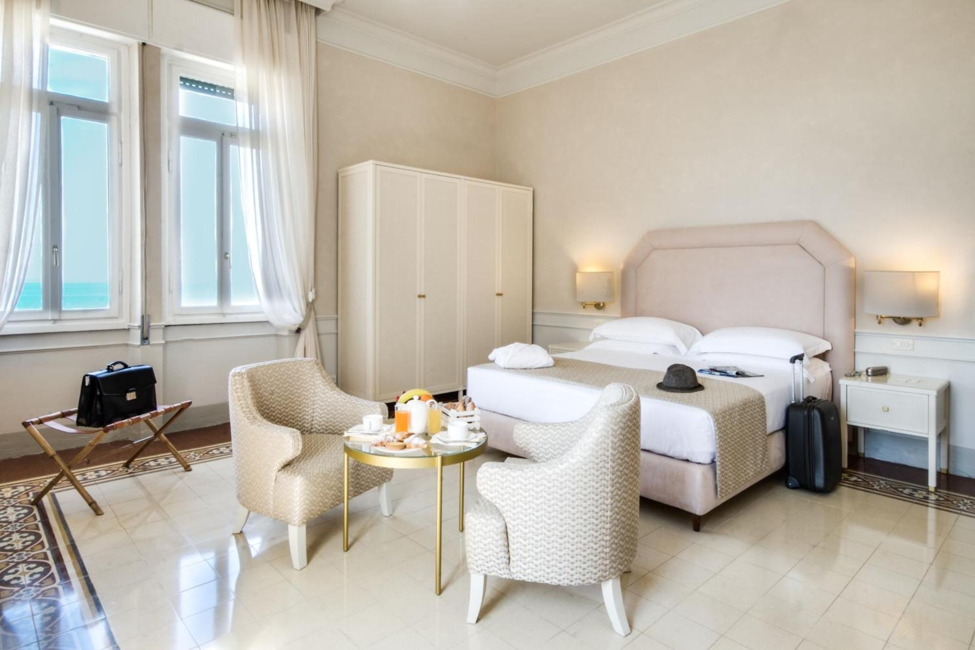 Triple Room with Partial Sea View,1765154520:JPEG