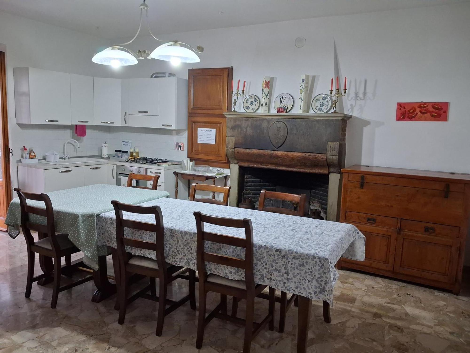 Two-Bedroom Standard Apartment,1765561567:JPEG