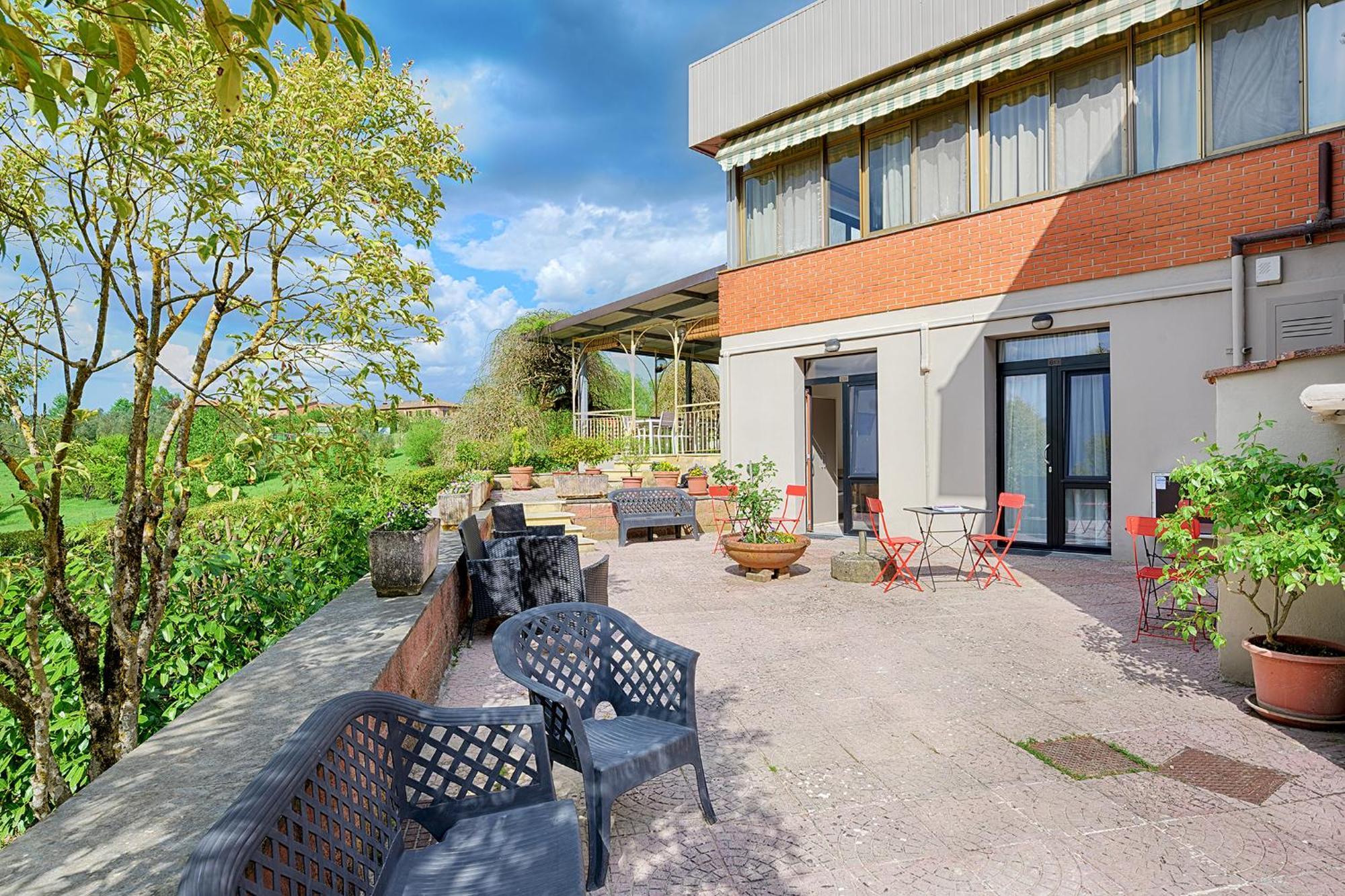 Family Room Garden View